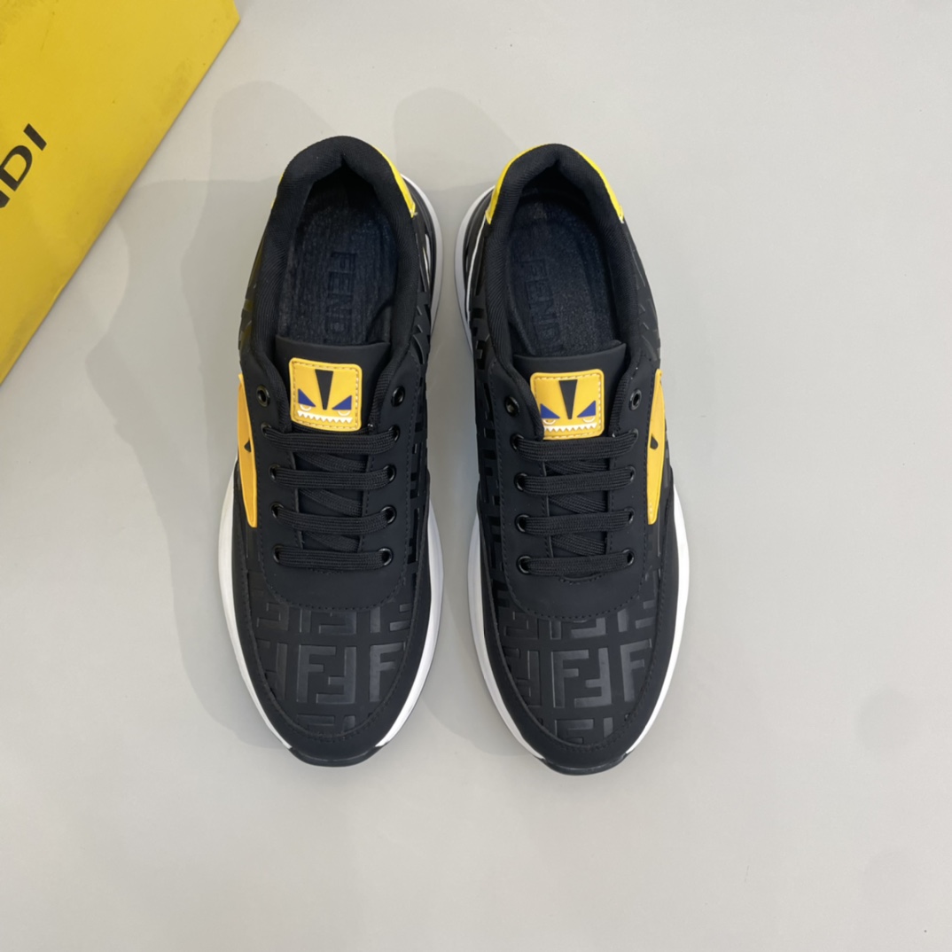 Precio de venta: P180Marca: Fend* zapatillas de caña bajaTalla: 38-44(se puede personalizar hasta 45