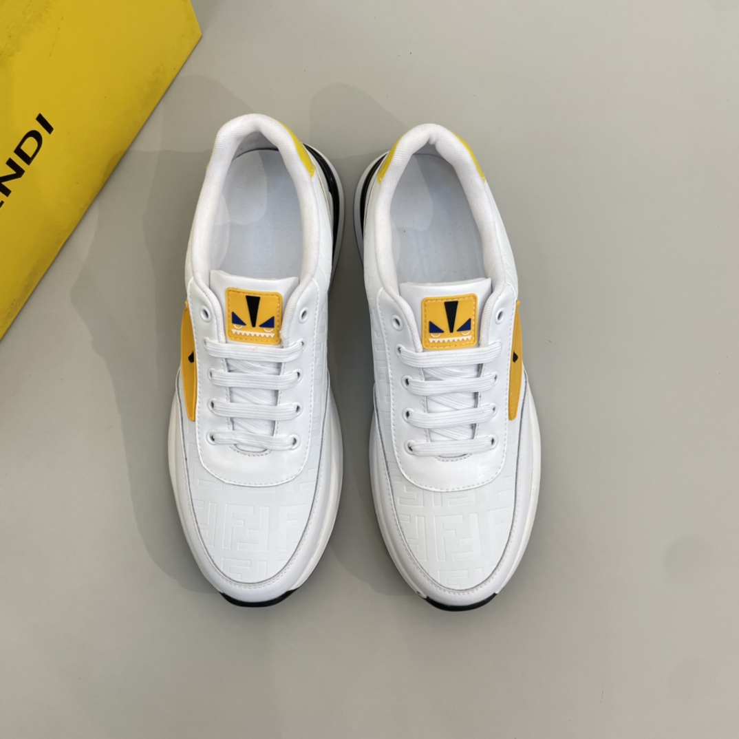 Precio de venta: P180Marca: Fend* zapatillas de caña bajaTalla: 38-44(se puede personalizar hasta 45