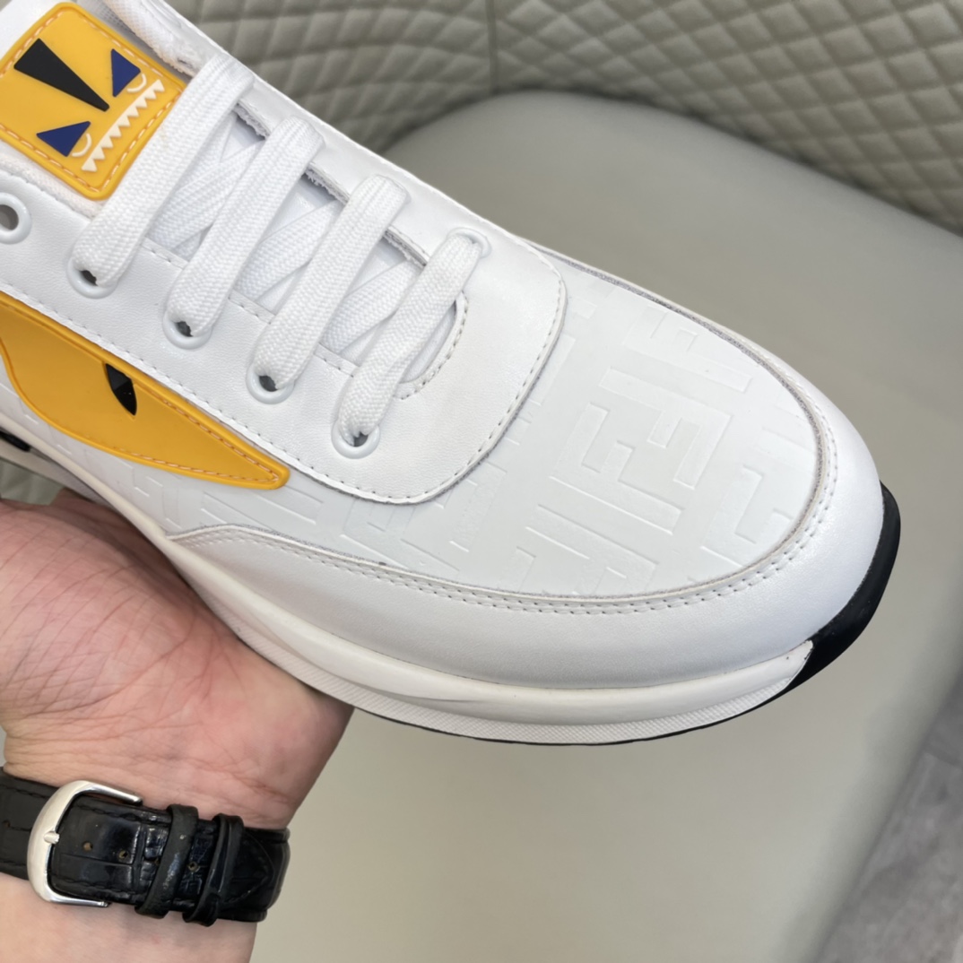 Precio de venta: P180Marca: Fend* zapatillas de caña bajaTalla: 38-44(se puede personalizar hasta 45