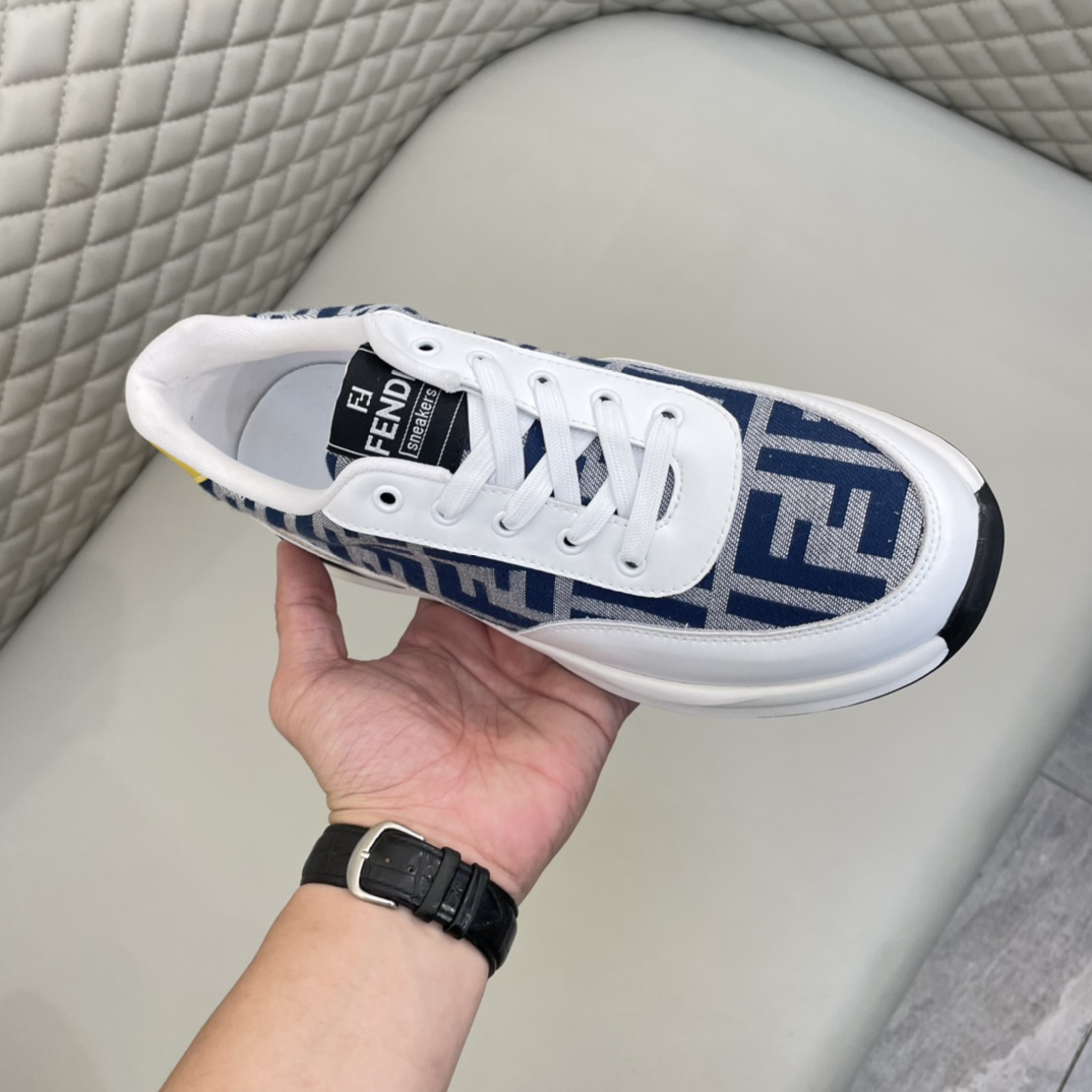 Precio de venta: P180Marca: Fend* zapatillas de caña bajaTalla: 38-44(se puede personalizar hasta 45