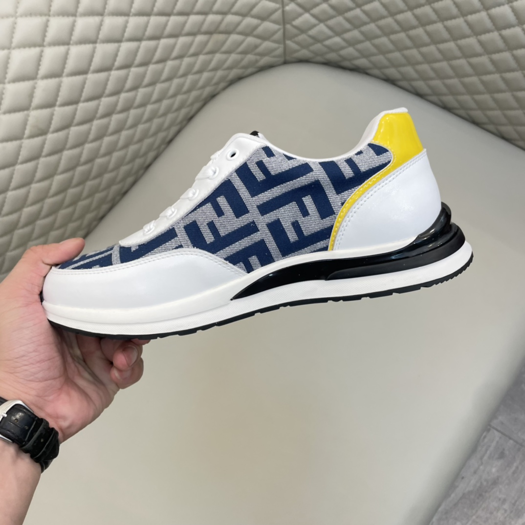 Precio de venta: P180Marca: Fend* zapatillas de caña bajaTalla: 38-44(se puede personalizar hasta 45