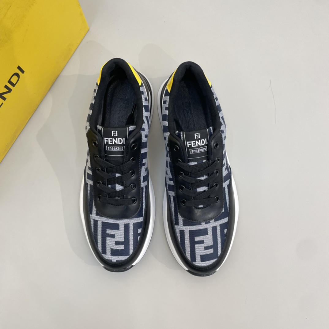 Precio de venta: P180Marca: Fend* zapatillas de caña bajaTalla: 38-44(se puede personalizar hasta 45
