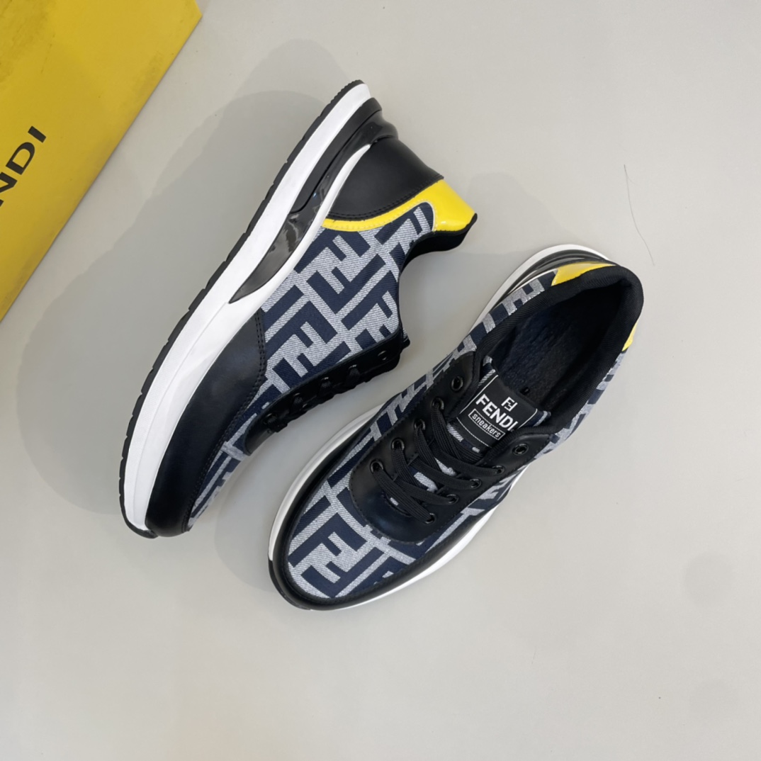 Precio de venta: P180Marca: Fend* zapatillas de caña bajaTalla: 38-44(se puede personalizar hasta 45