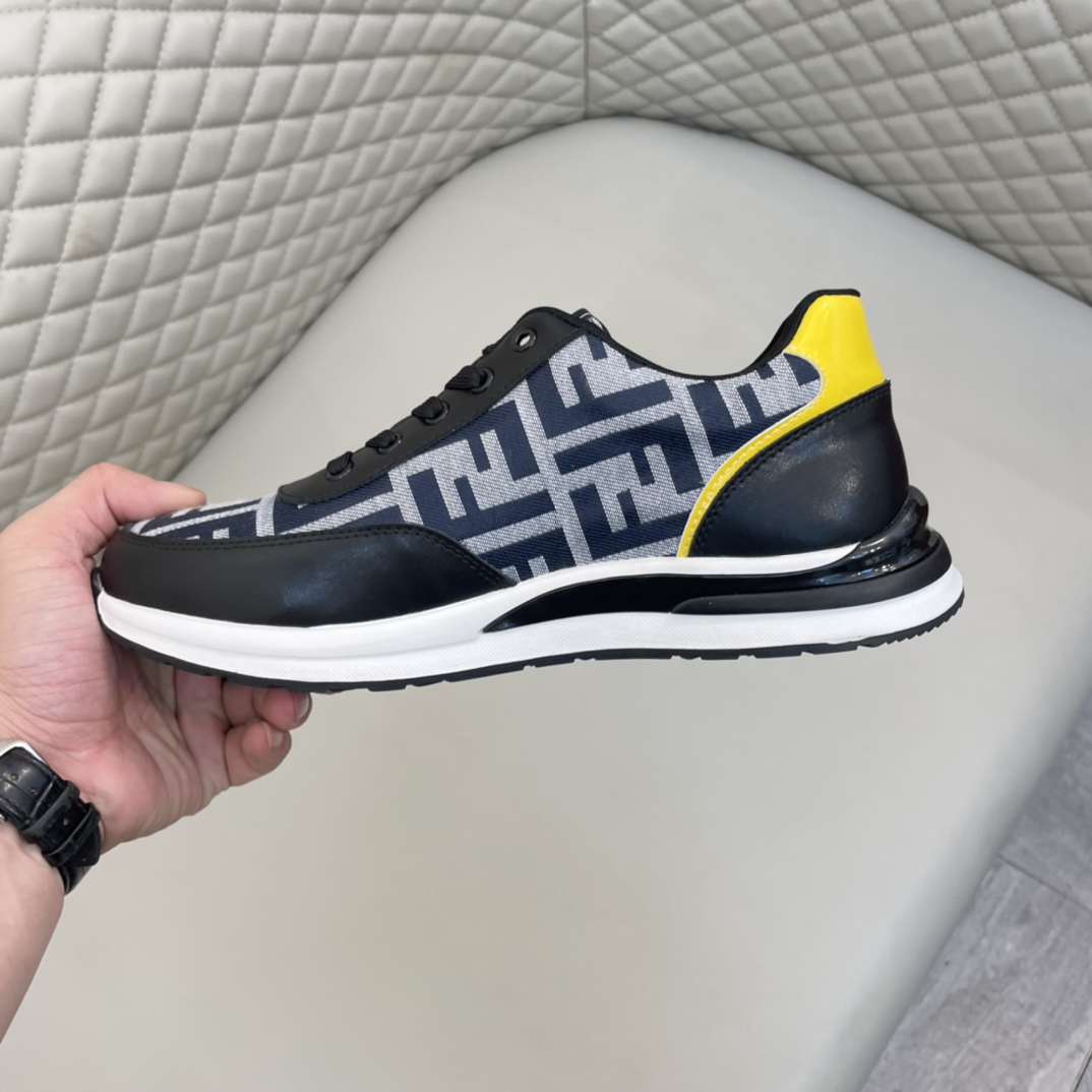 Precio de venta: P180Marca: Fend* zapatillas de caña bajaTalla: 38-44(se puede personalizar hasta 45