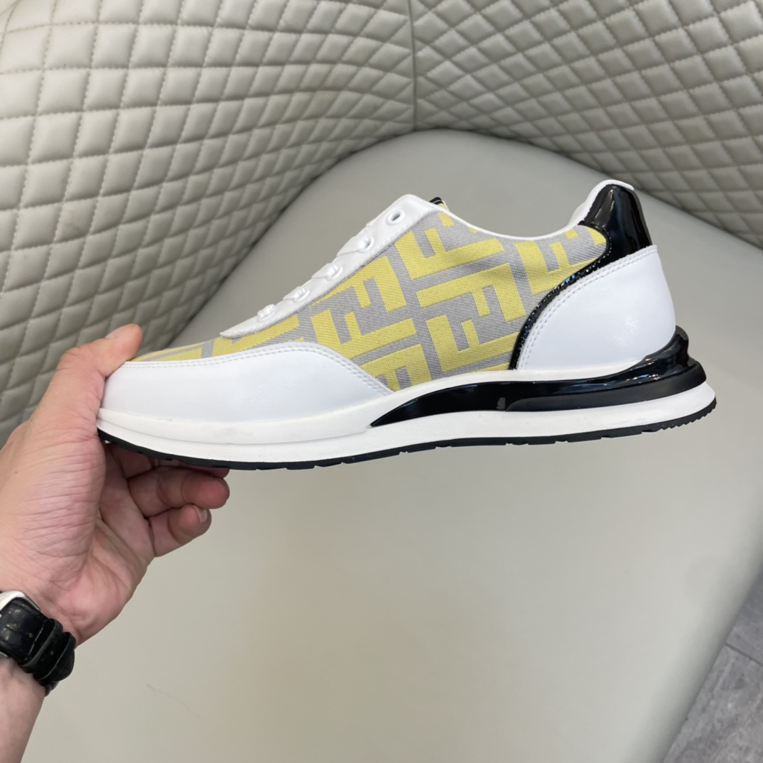 Precio de venta: P180Marca: Fend* zapatillas de caña bajaTalla: 38-44(se puede personalizar hasta 45