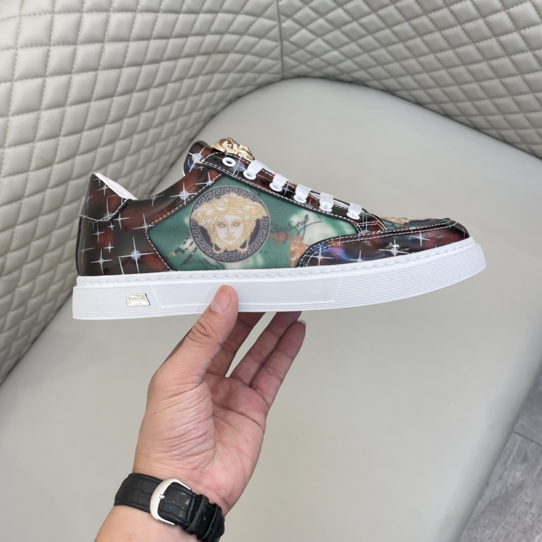Precio de venta: P190 Marca: Versac* "Versace*" lowtop loafersTalla: 38-44(puede personalizarse hast