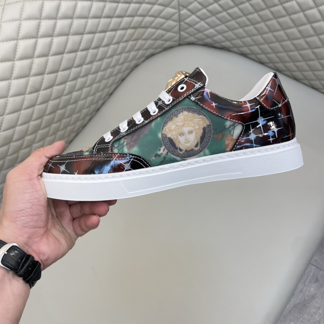Precio de venta: P190 Marca: Versac* "Versace*" lowtop loafersTalla: 38-44(puede personalizarse hast
