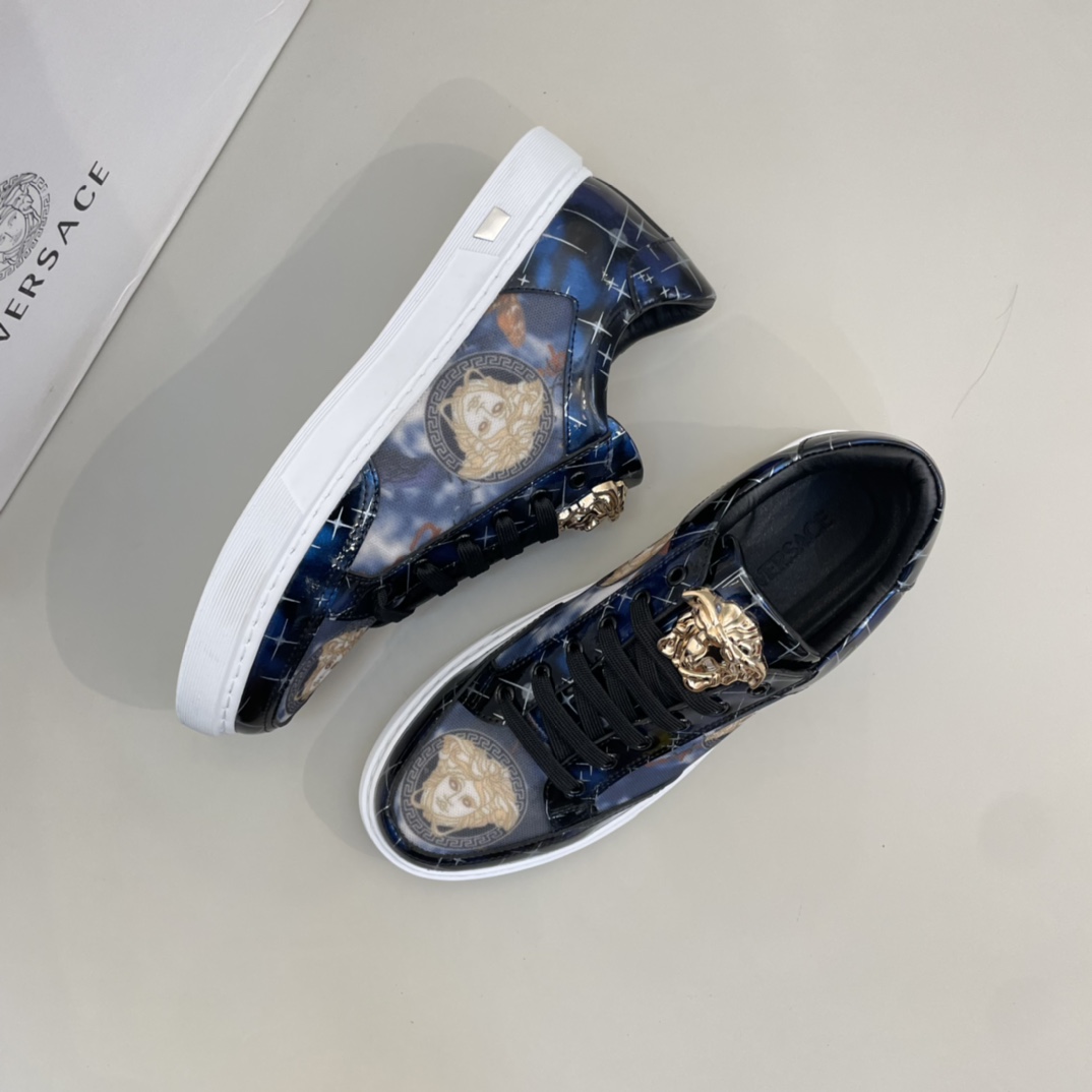 Precio de venta: P190 Marca: Versac* "Versace*" lowtop loafersTalla: 38-44(puede personalizarse hast