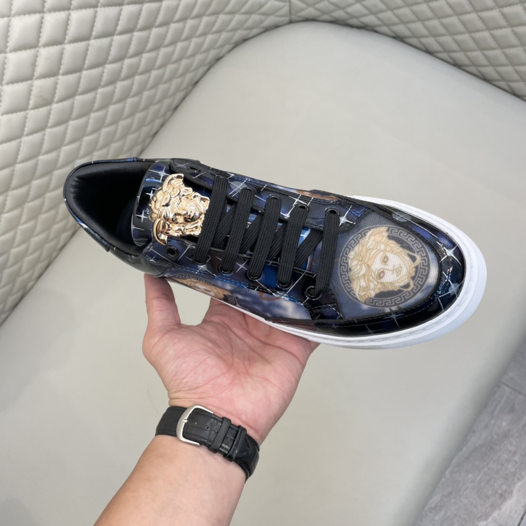 Precio de venta: P190 Marca: Versac* "Versace*" lowtop loafersTalla: 38-44(puede personalizarse hast