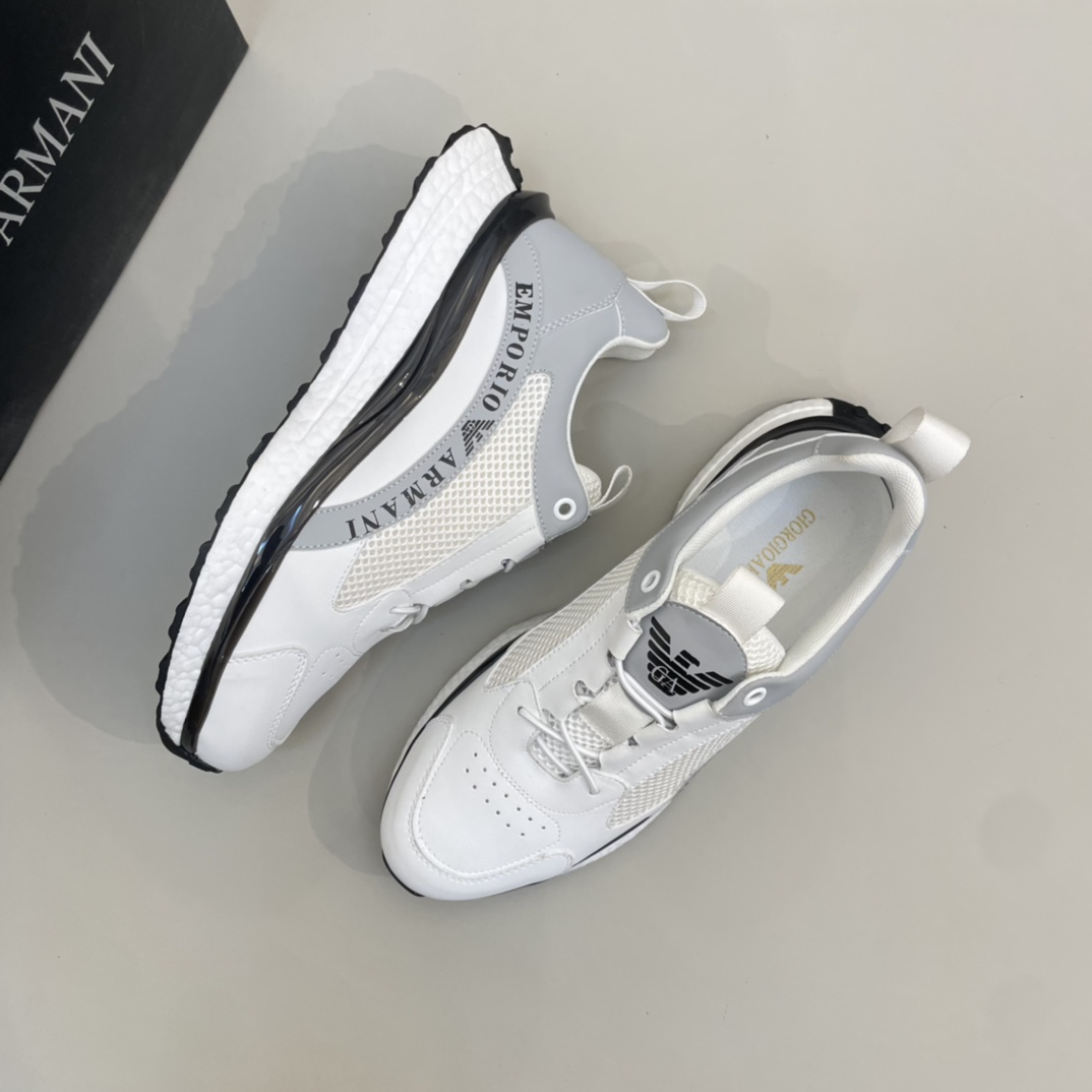 Precio de venta: P220 Marca comercial: Arman *"Armani*" lowtop sneakersMarca: 38-44 (se puede person