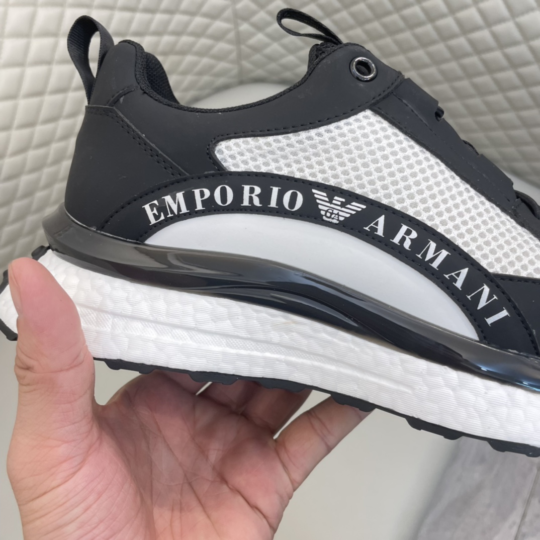Precio de venta: P220 Marca comercial: Arman *"Armani*" lowtop sneakersMarca: 38-44 (se puede person