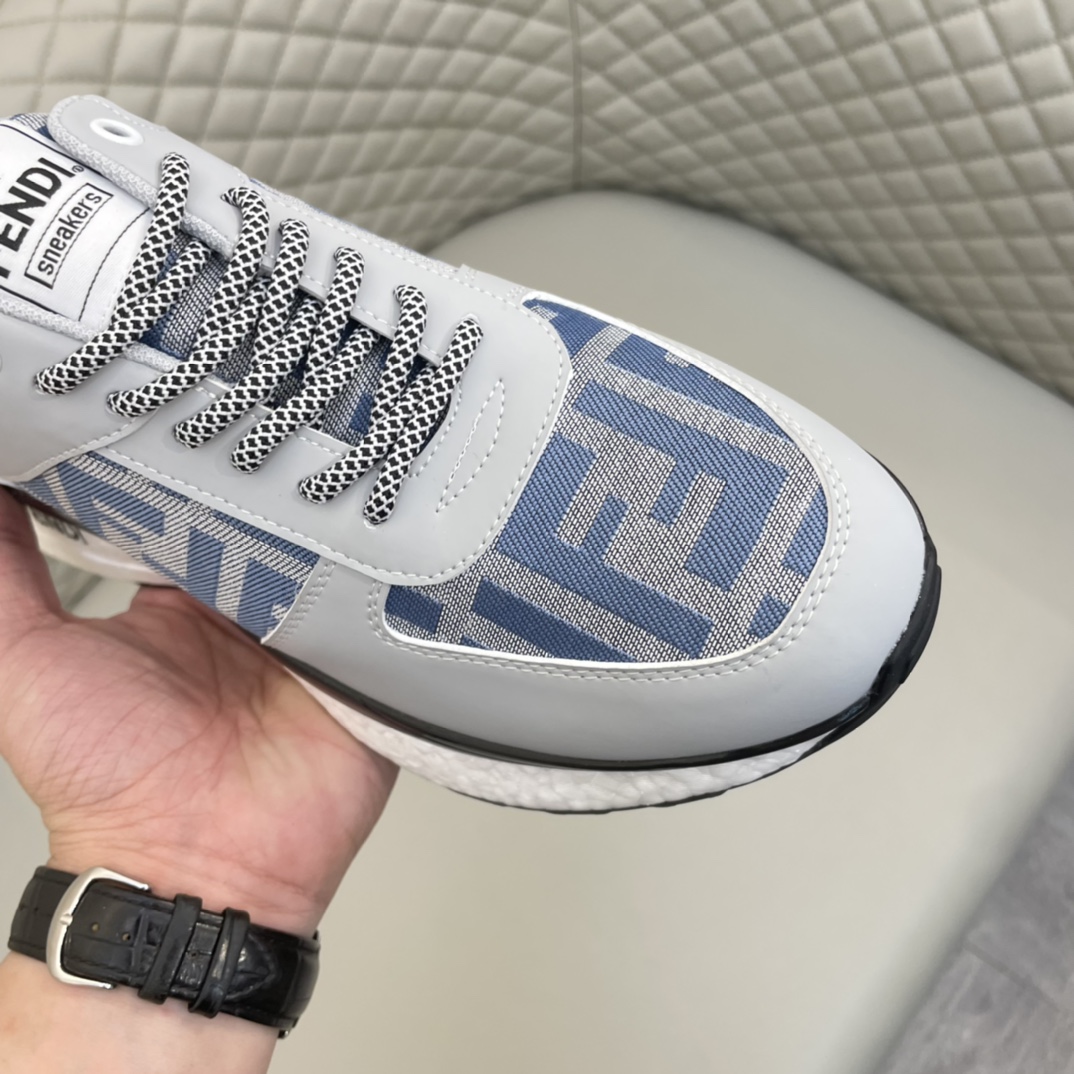 Precio de venta: P220 Marca: Fend * "Fendi *" lowtop entrenadores Tamaño: 38-44 (se puede pedir 45) 