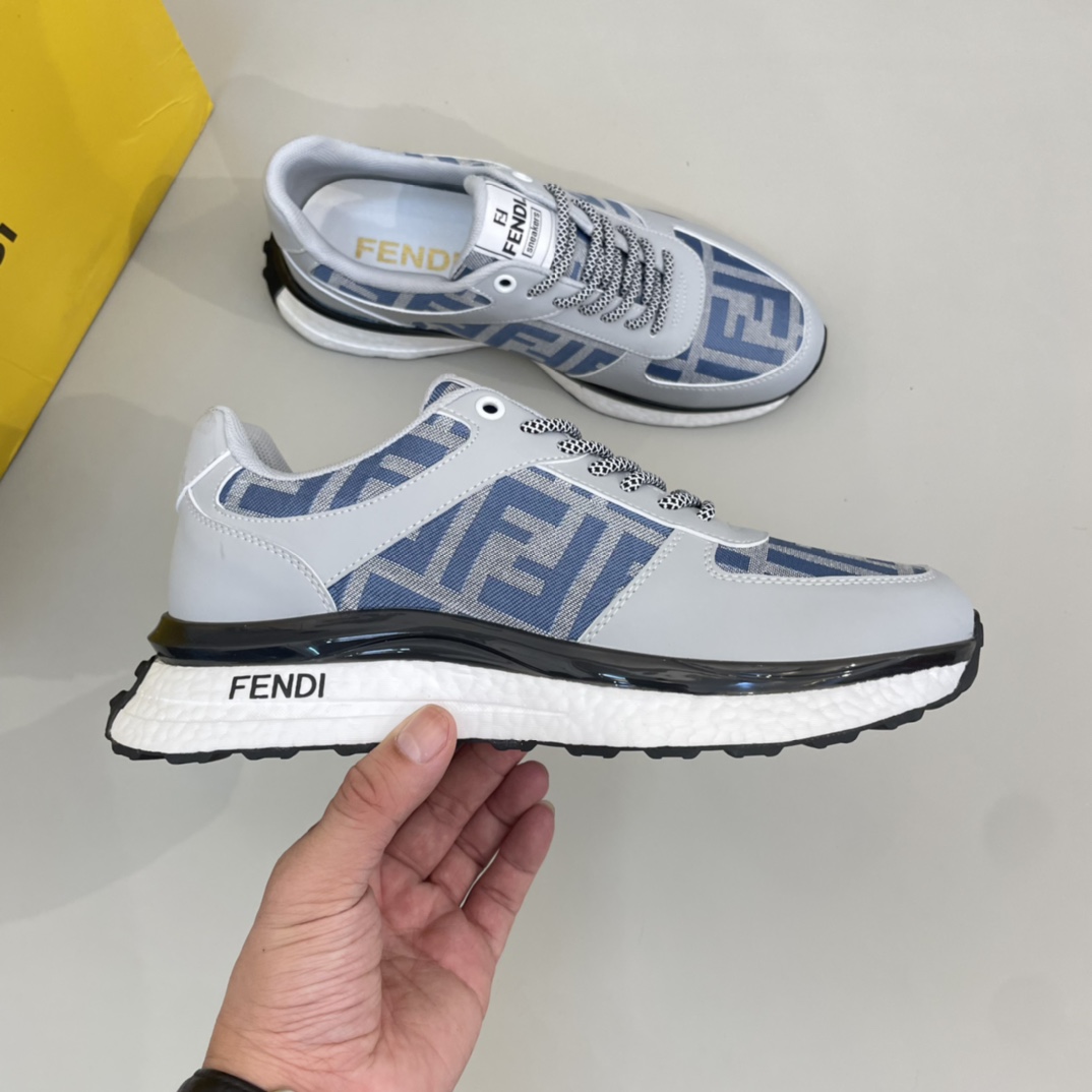Precio de venta: P220 Marca: Fend * "Fendi *" lowtop entrenadores Tamaño: 38-44 (se puede pedir 45) 