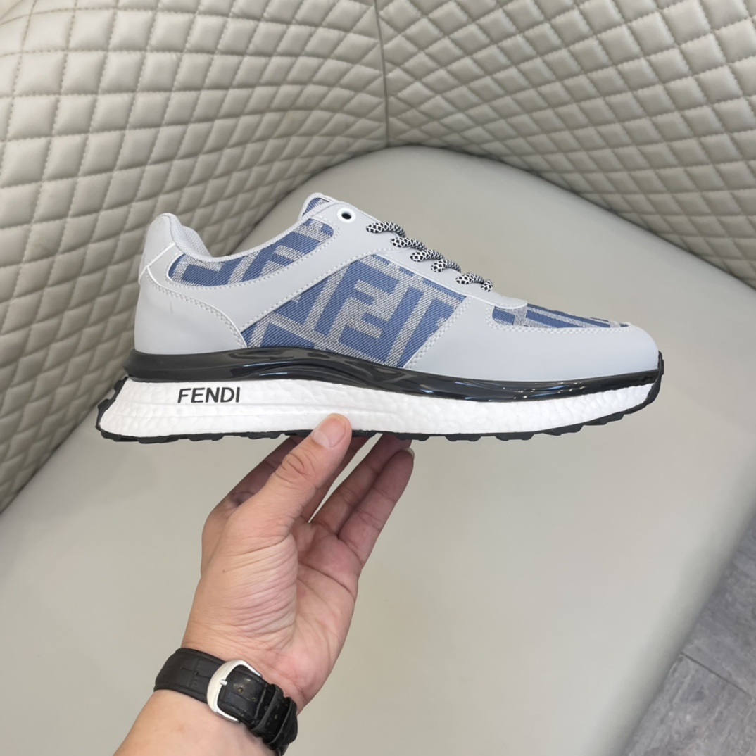 Precio de venta: P220 Marca: Fend * "Fendi *" lowtop entrenadores Tamaño: 38-44 (se puede pedir 45) 