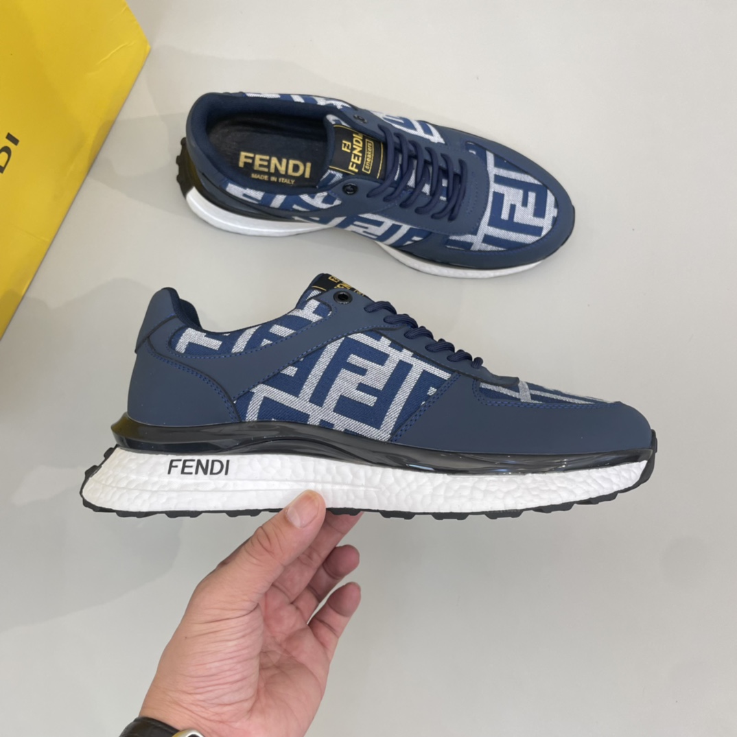Precio de venta: P220 Marca: Fend * "Fendi *" lowtop entrenadores Tamaño: 38-44 (se puede pedir 45) 