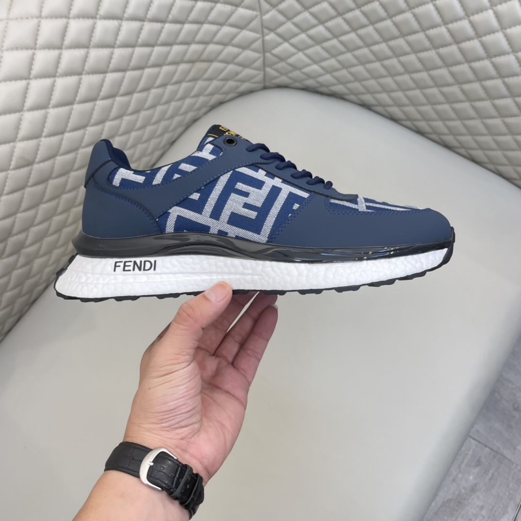 Precio de venta: P220 Marca: Fend * "Fendi *" lowtop entrenadores Tamaño: 38-44 (se puede pedir 45) 