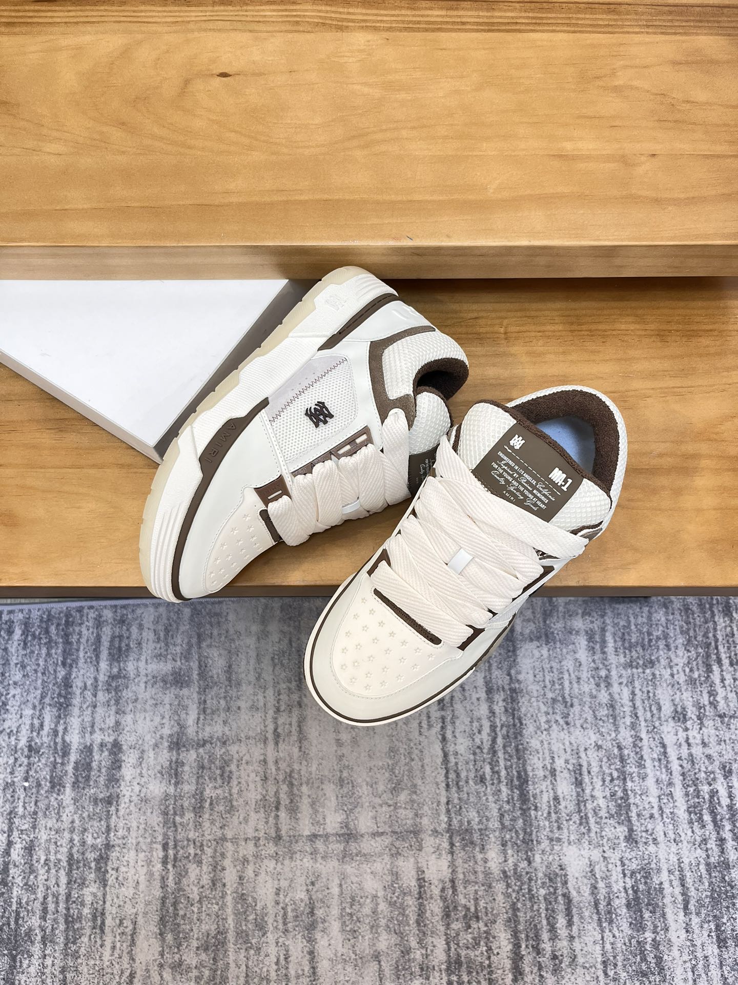 Precio de fábrica:Versión superior Amiri Emile 2023 Primavera y Verano Nuevo MA-1 Zapatos de pan Mod
