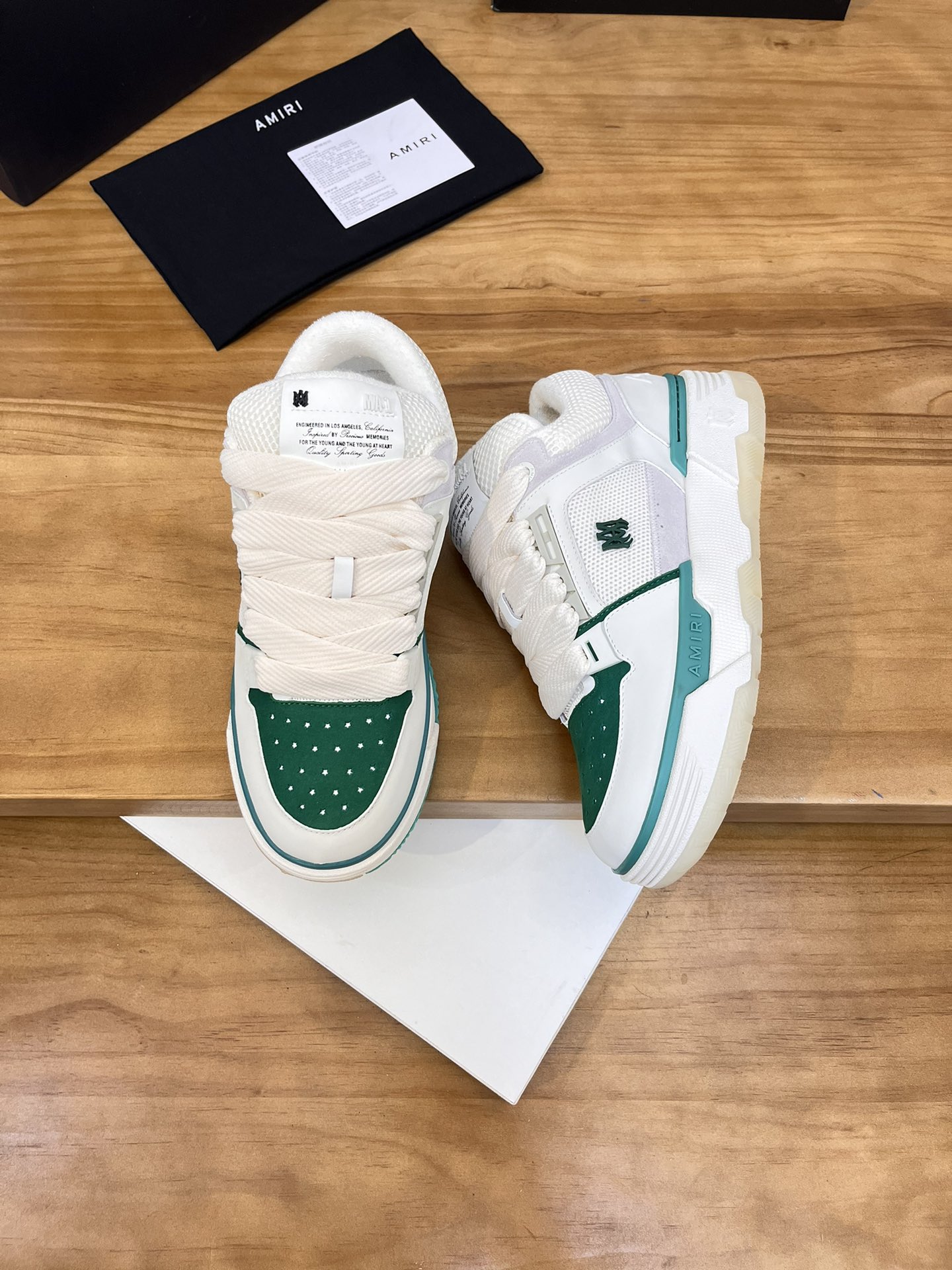 Precio de fábrica:Versión superior Amiri Emile 2023 Primavera y Verano Nuevo MA-1 Zapatos de pan Mod