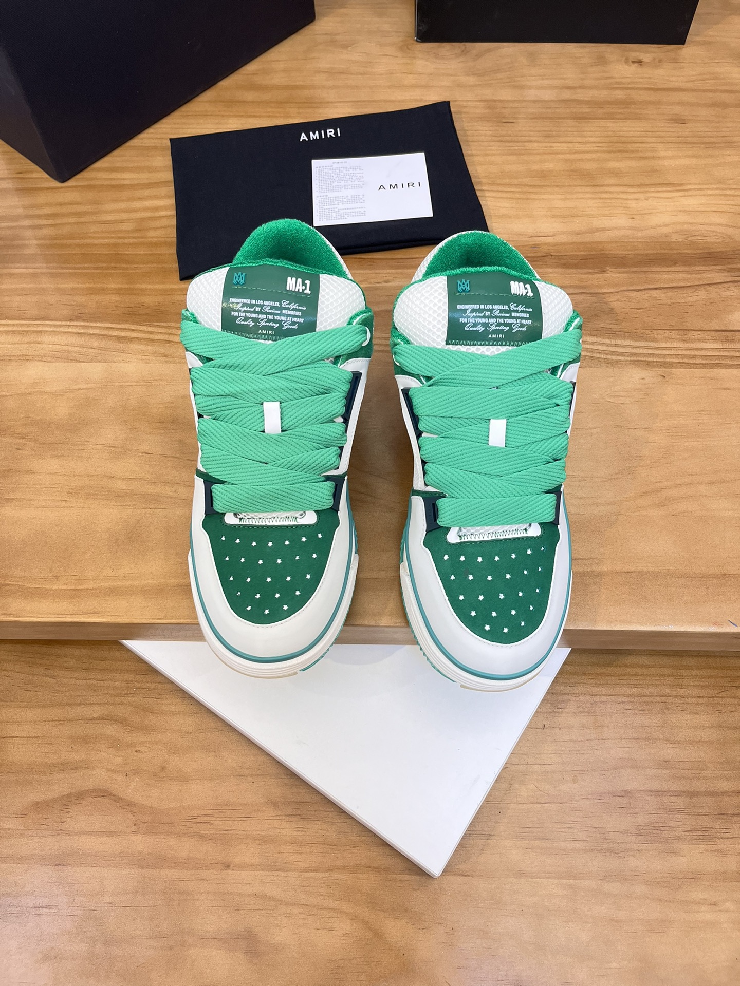 Precio de fábrica:Versión superior Amiri Emile 2023 Primavera y Verano Nuevo MA-1 Zapatos de pan Mod