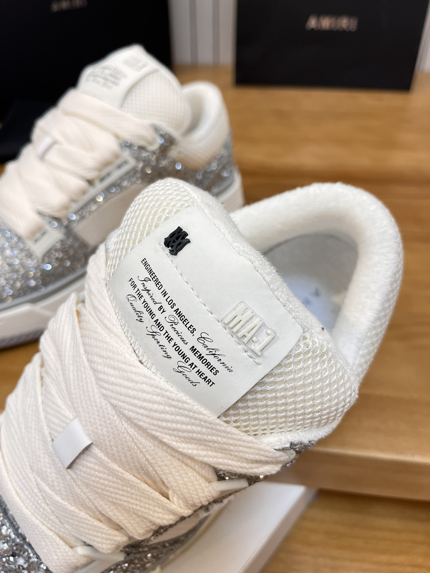 Precio de fábrica:Versión superior Amiri Emile 2023 Primavera y Verano Nuevo MA-1 Zapatos de pan Mod