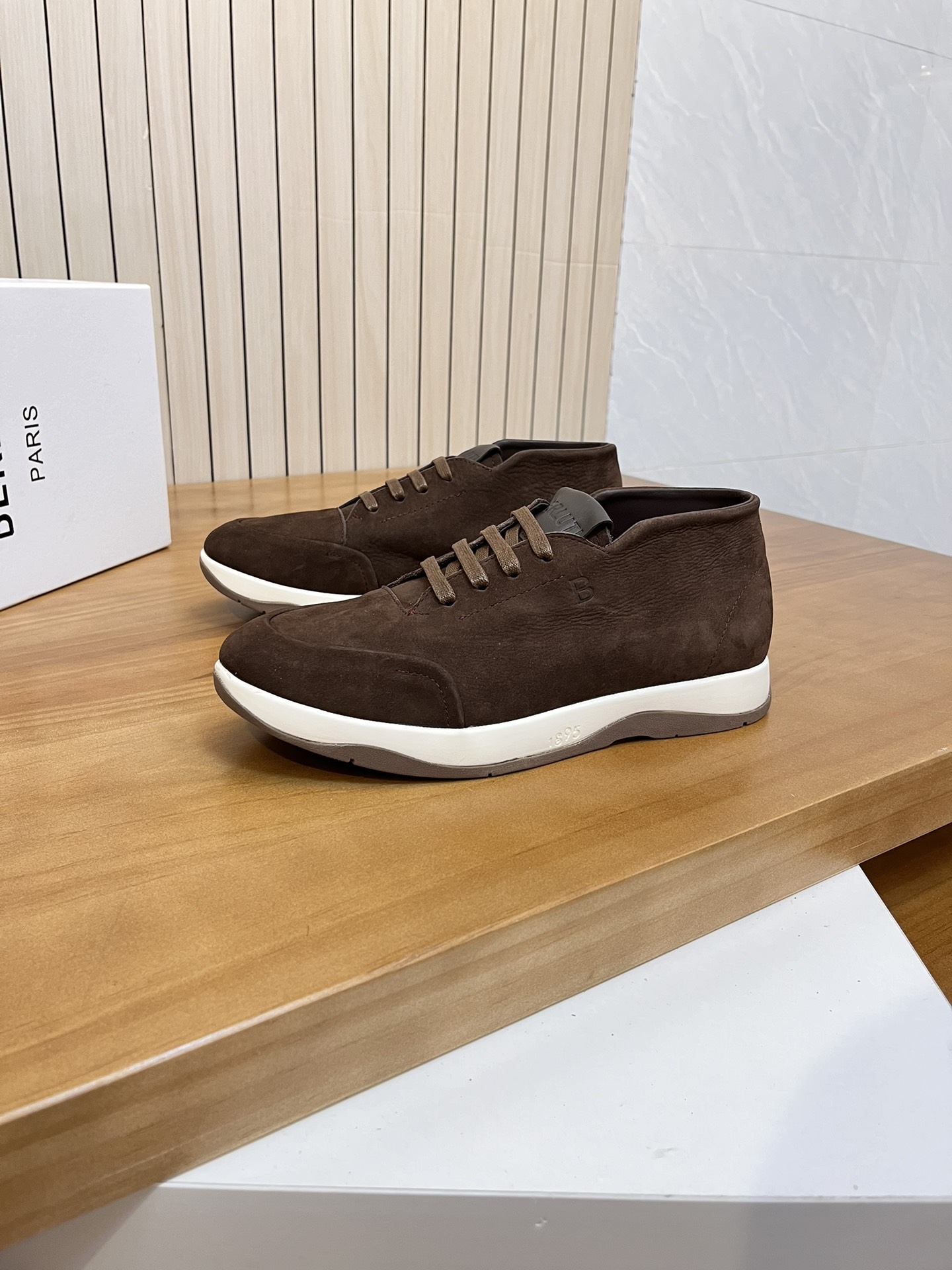 Precio de venta: P210 Marca: Berlut* 