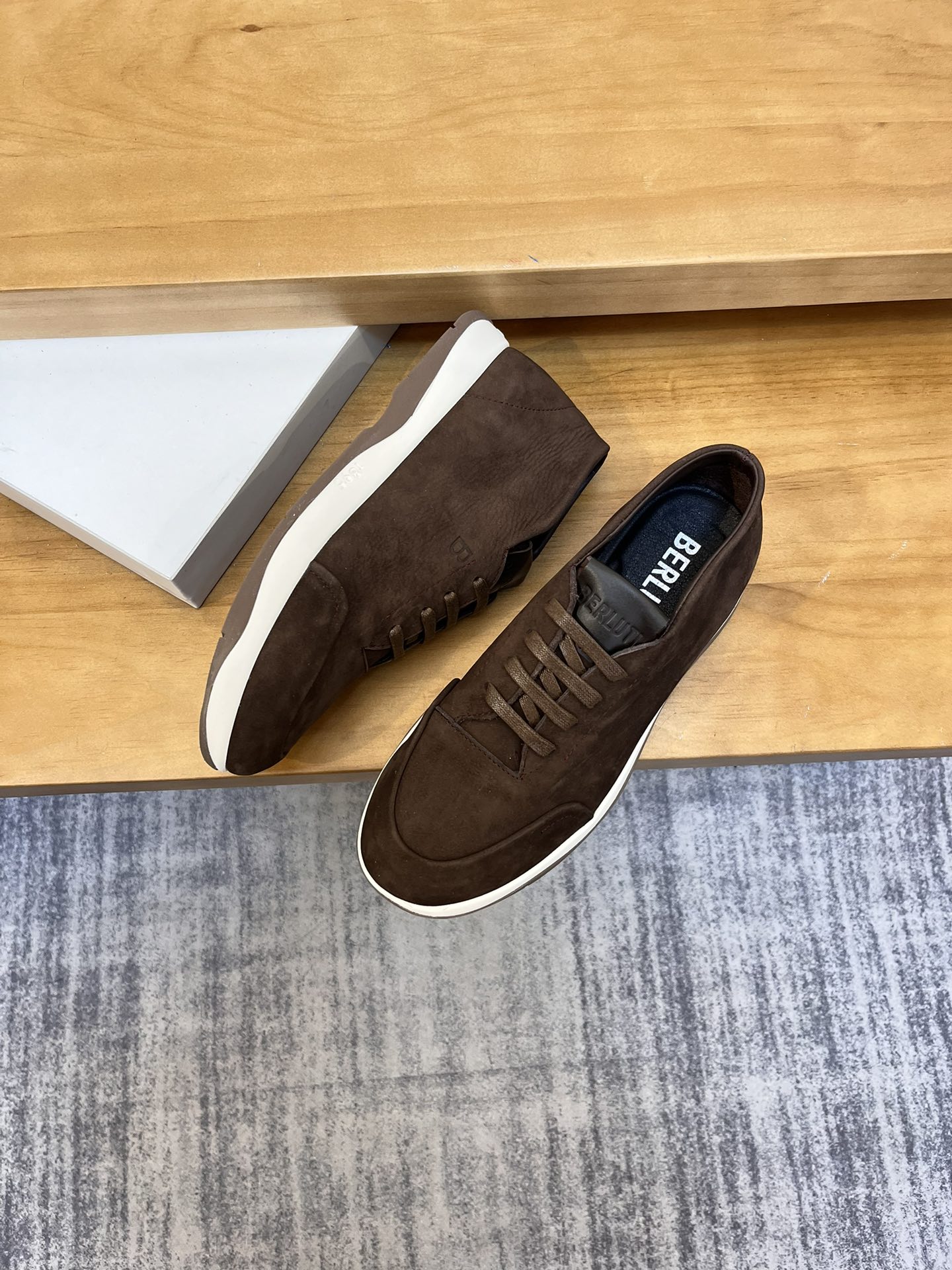Precio de venta: P210 Marca: Berlut* "Bruti*" high top loafersMarca: 39-44 (se puede personalizar ha