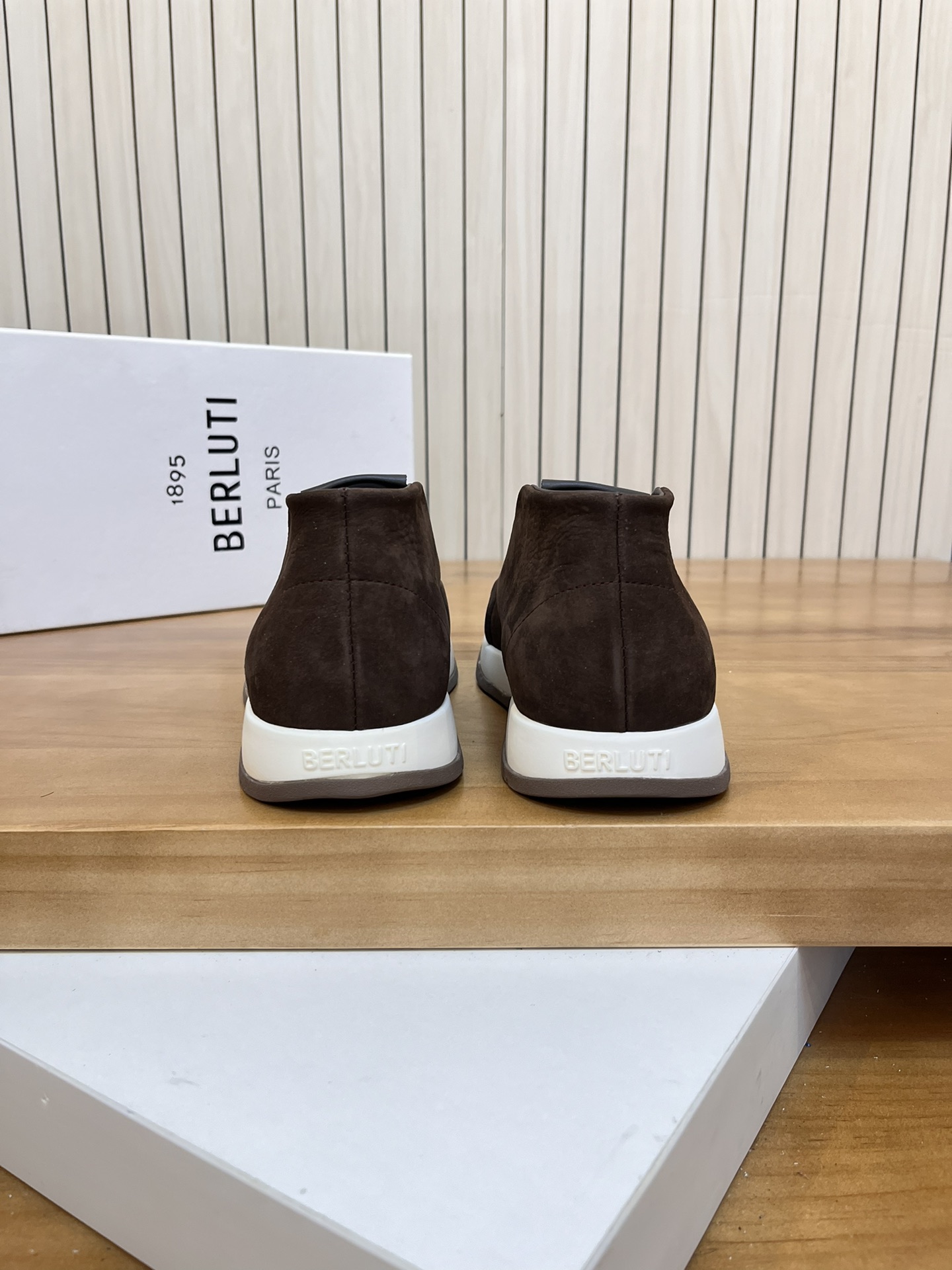 Precio de venta: P210 Marca: Berlut* "Bruti*" high top loafersMarca: 39-44 (se puede personalizar ha