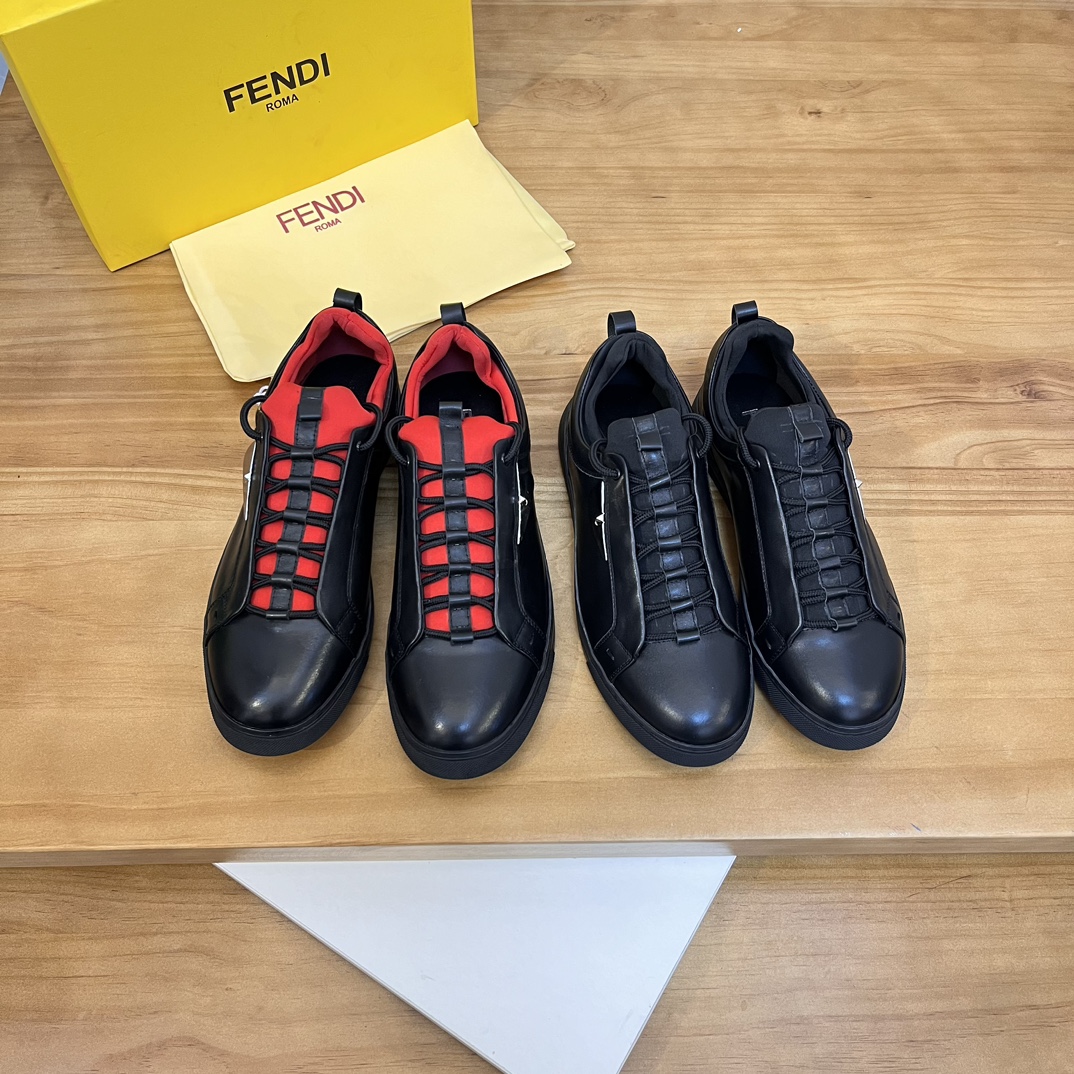 Precio de venta: P190 Marca del producto: Fendi* Zapatos casuales de caña baja Talla: 38-44 (se pued