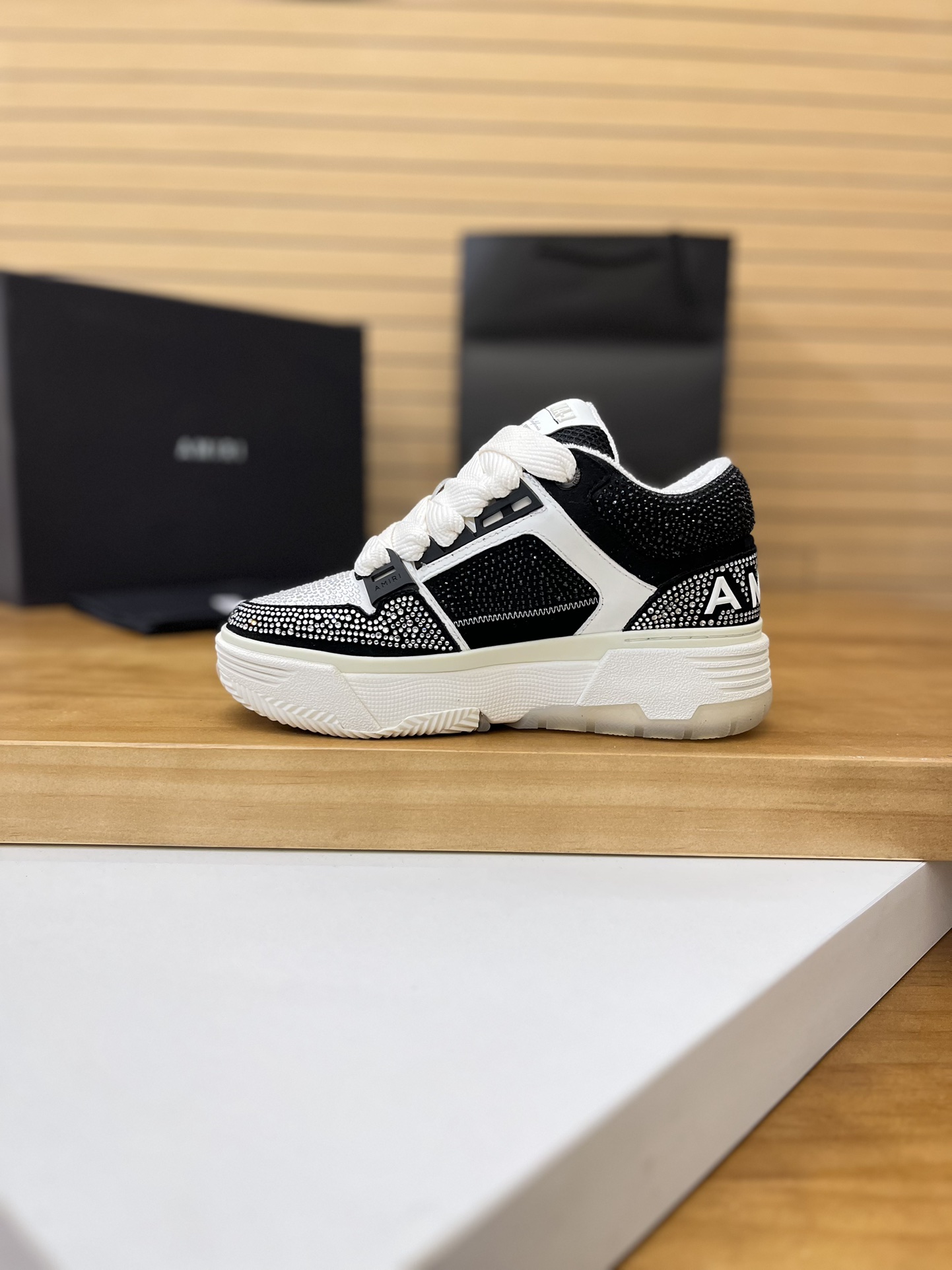 Precio de fábrica:390Amiri Emir 2024 nuevos zapatos de panadería, Amiri MA-1 estilo de moda más casu
