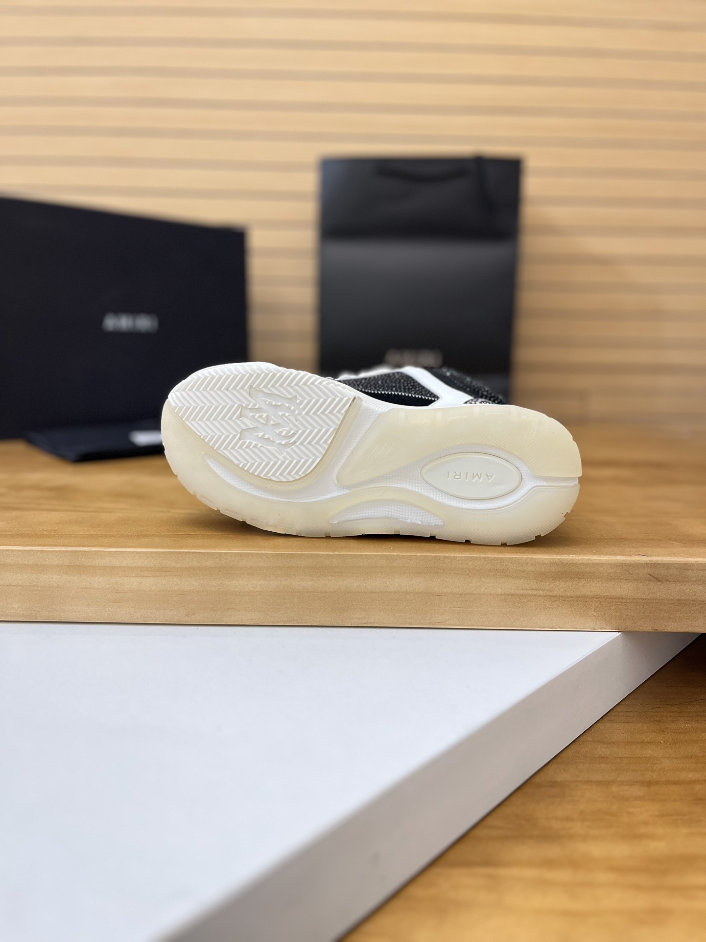 Precio de fábrica:390Amiri Emir 2024 nuevos zapatos de panadería, Amiri MA-1 estilo de moda más casu