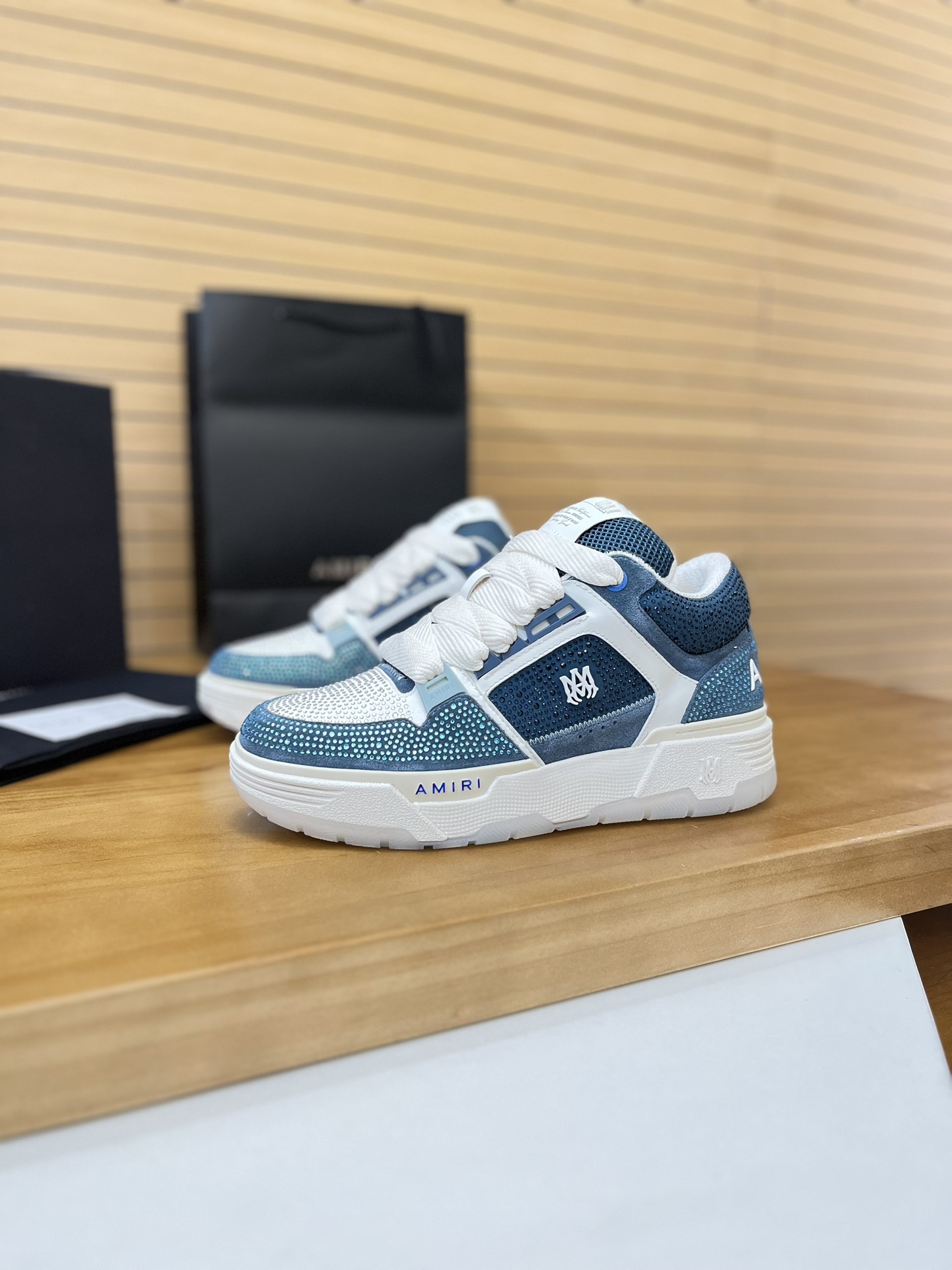 Precio de fábrica:390Amiri Emir 2024 nuevos zapatos de panadería, Amiri MA-1 estilo de moda más casu