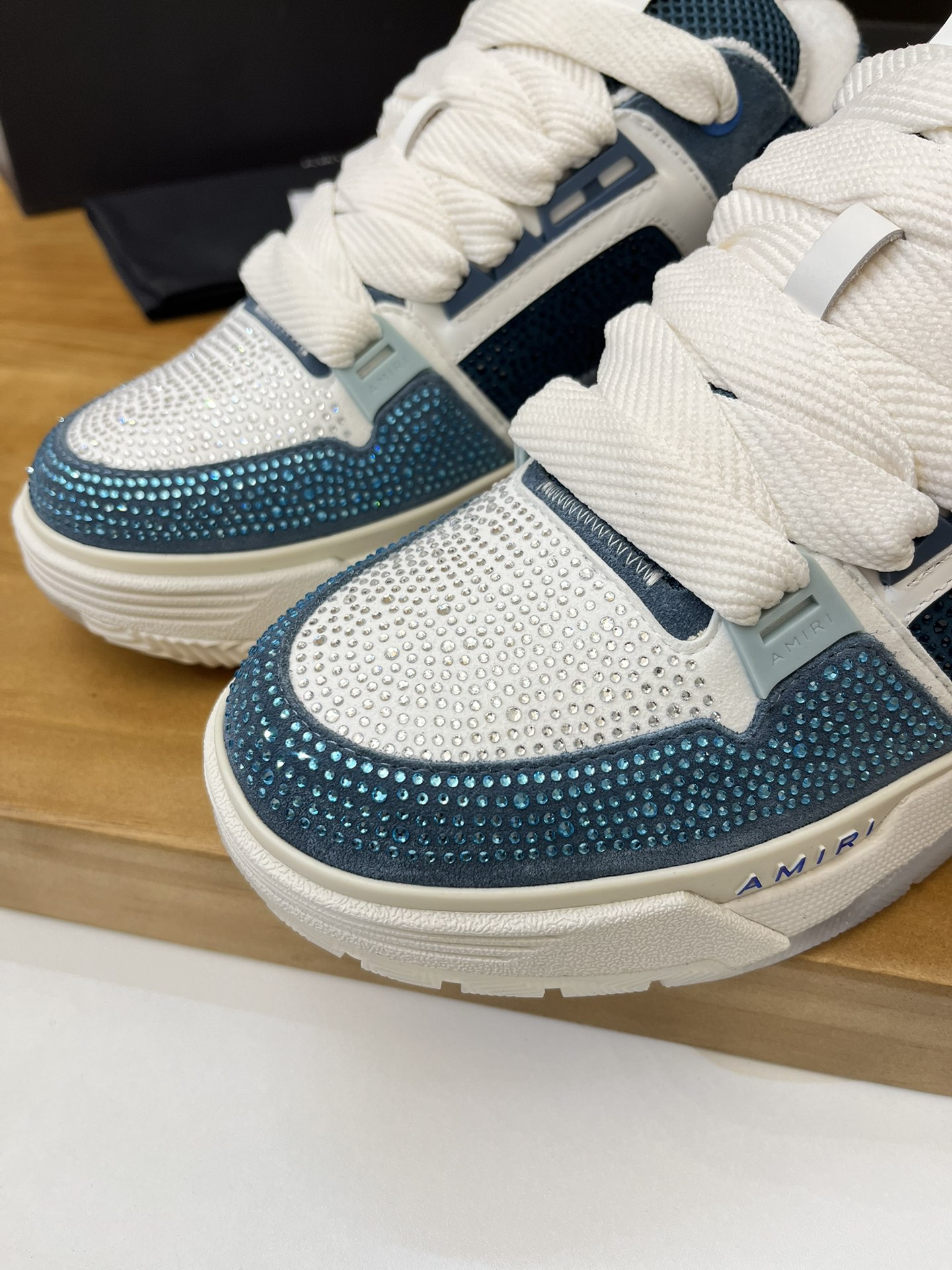 Precio de fábrica:390Amiri Emir 2024 nuevos zapatos de panadería, Amiri MA-1 estilo de moda más casu