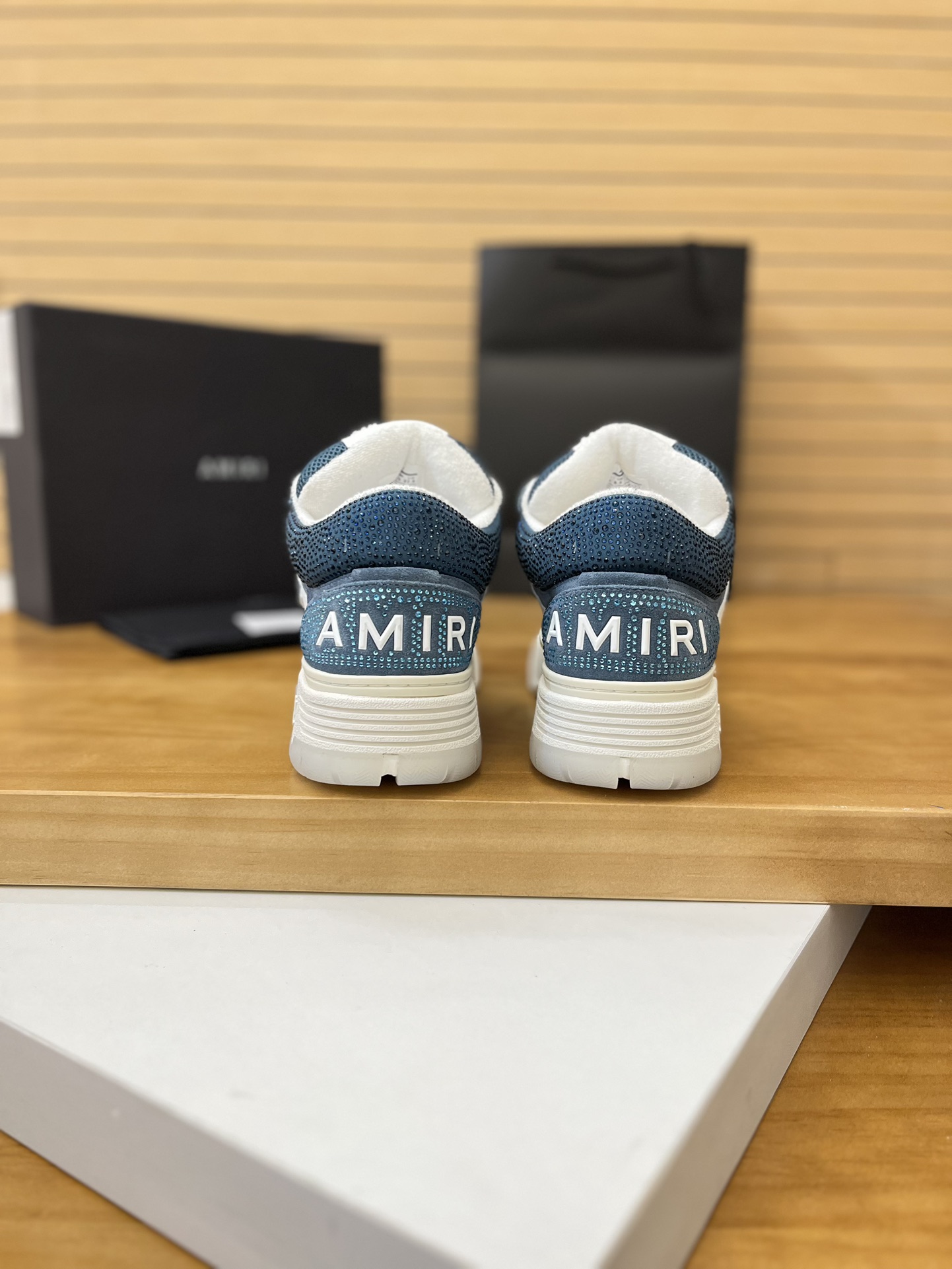 Precio de fábrica:390Amiri Emir 2024 nuevos zapatos de panadería, Amiri MA-1 estilo de moda más casu