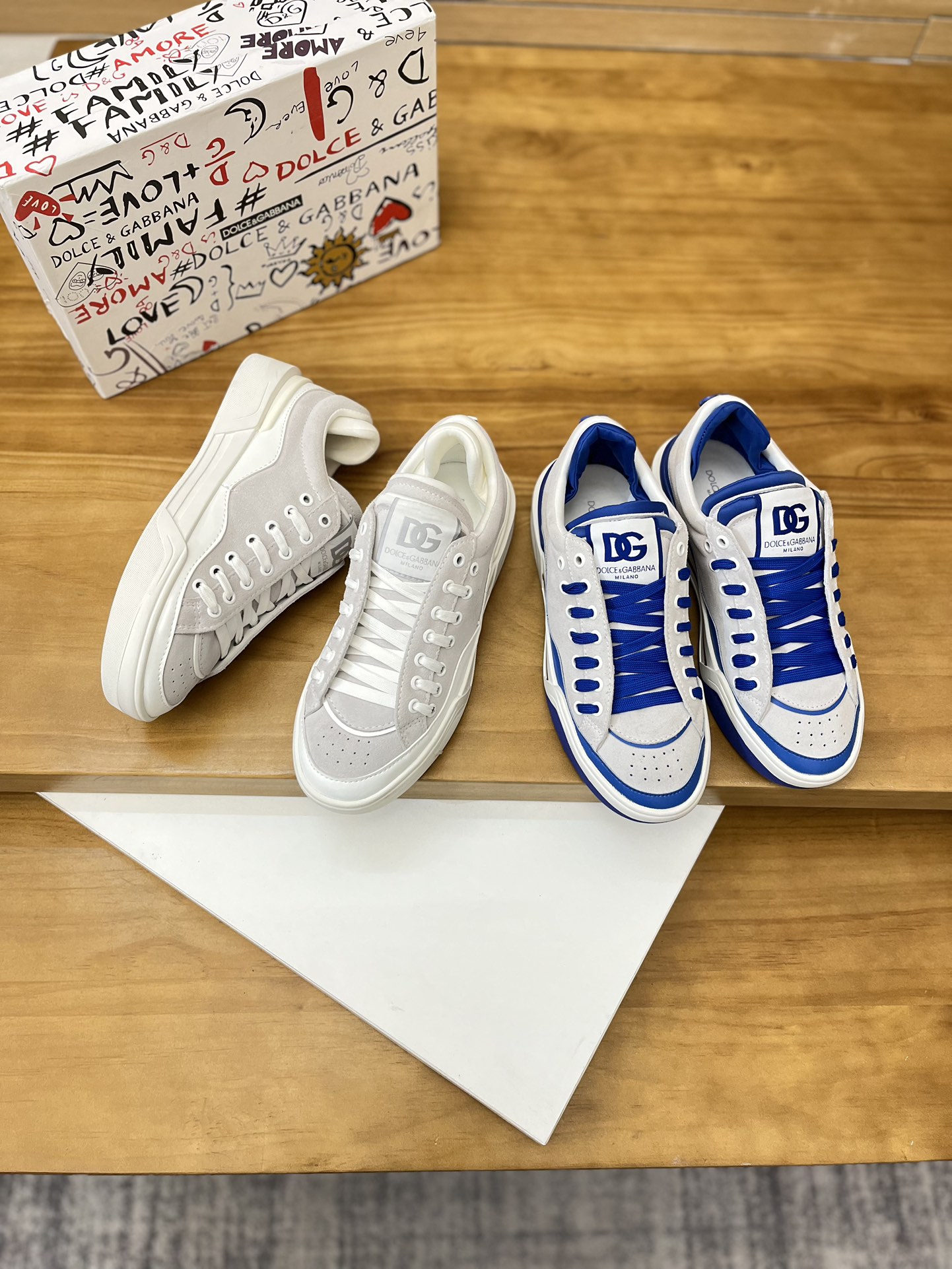 Precio de venta: P230 Marca comercial: DG Dolce & Gabbana Low Top Casual Shoes Talla: 35-44(se puede