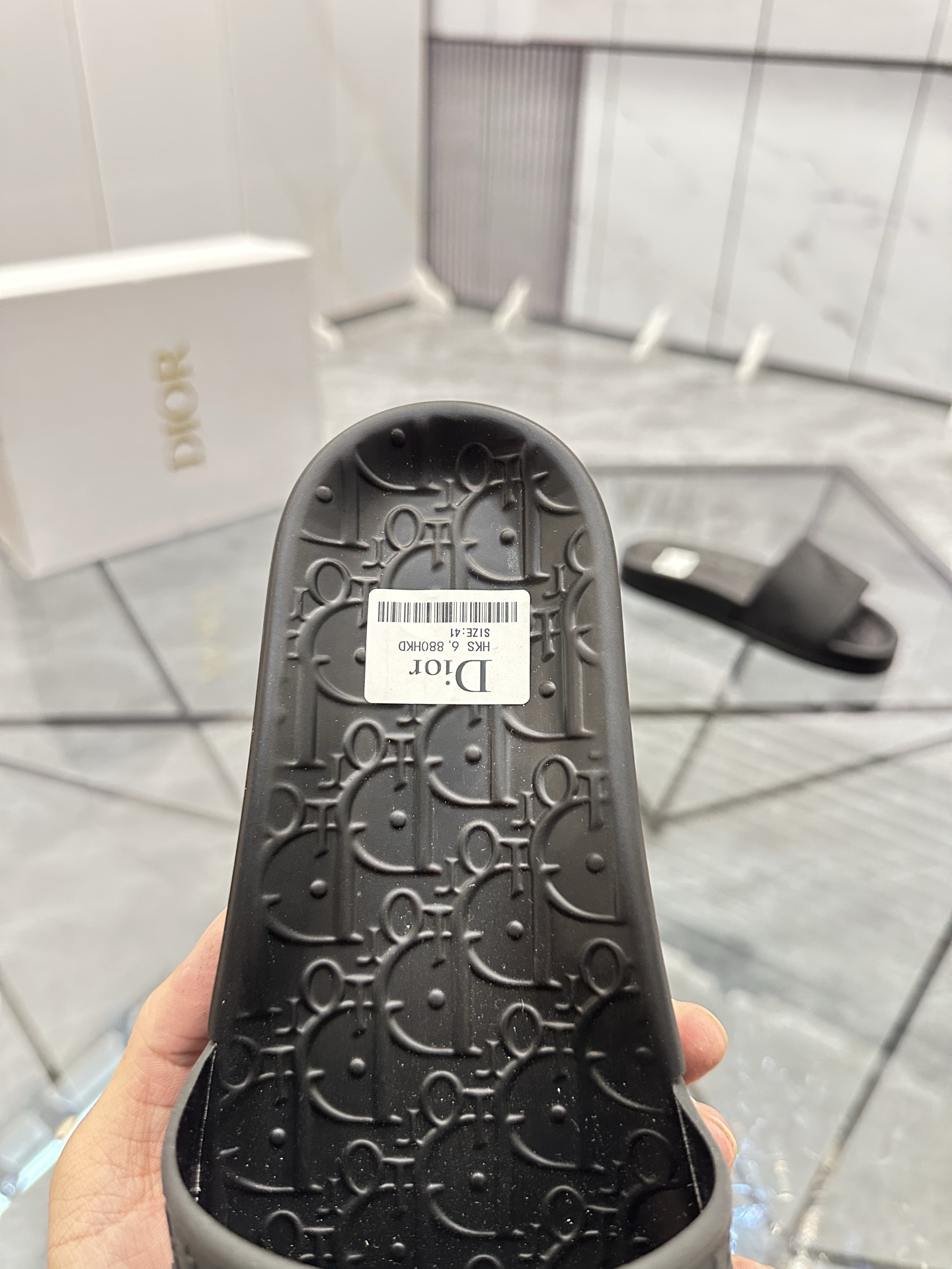 Precio: P90 Marca comercial: Dior* zapatillas talla: 35-47 (se puede personalizar 35.36.46.47) Mater