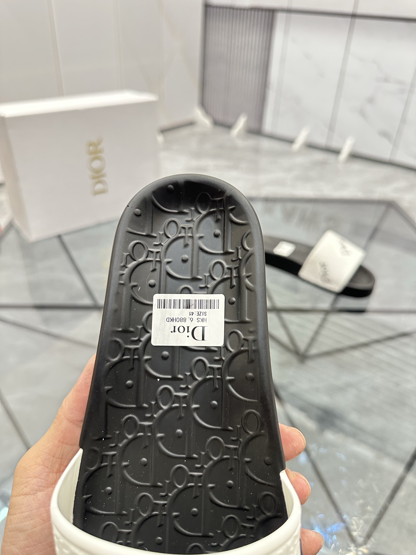 Precio: P90 Marca comercial: Dior* zapatillas talla: 35-47 (se puede personalizar 35.36.46.47) Mater