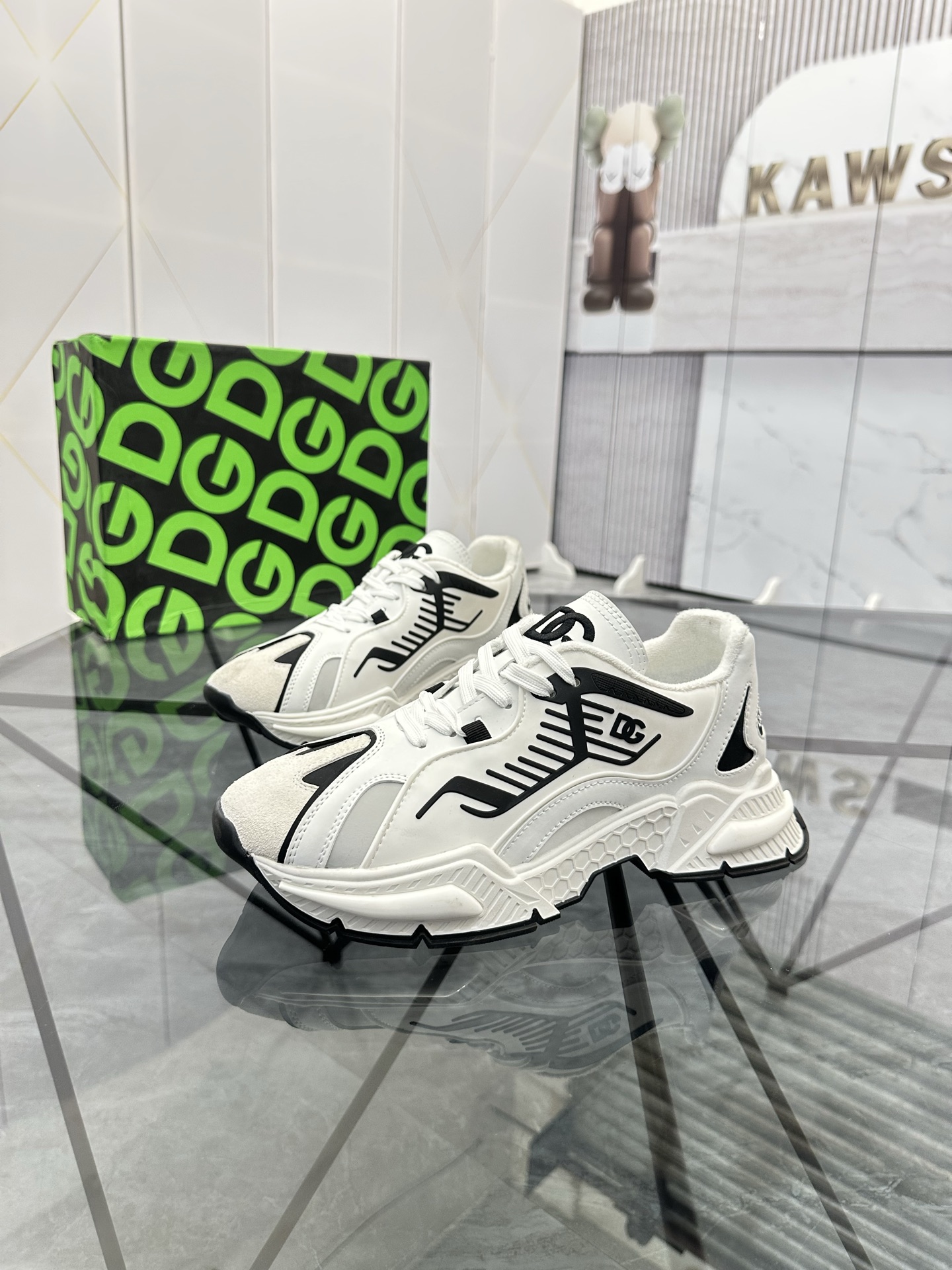 Precio de venta: P250 Marca comercial: DG 