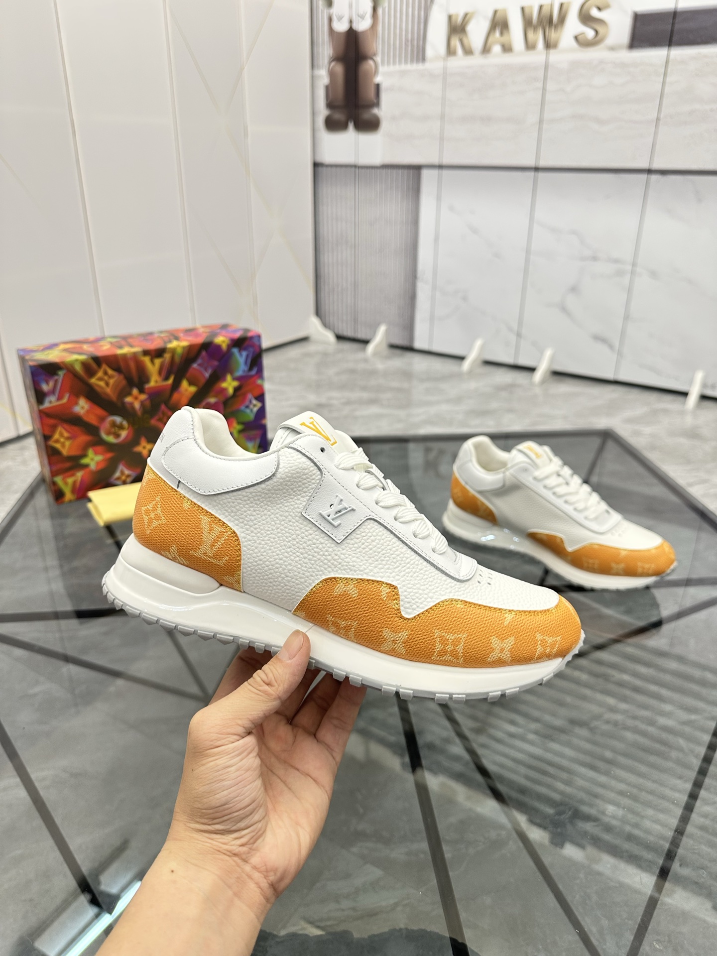Louis Vuitton Low-Top White Leather Casual Sneakers | Size 38-44 5 i1740370982334 7474 0 3