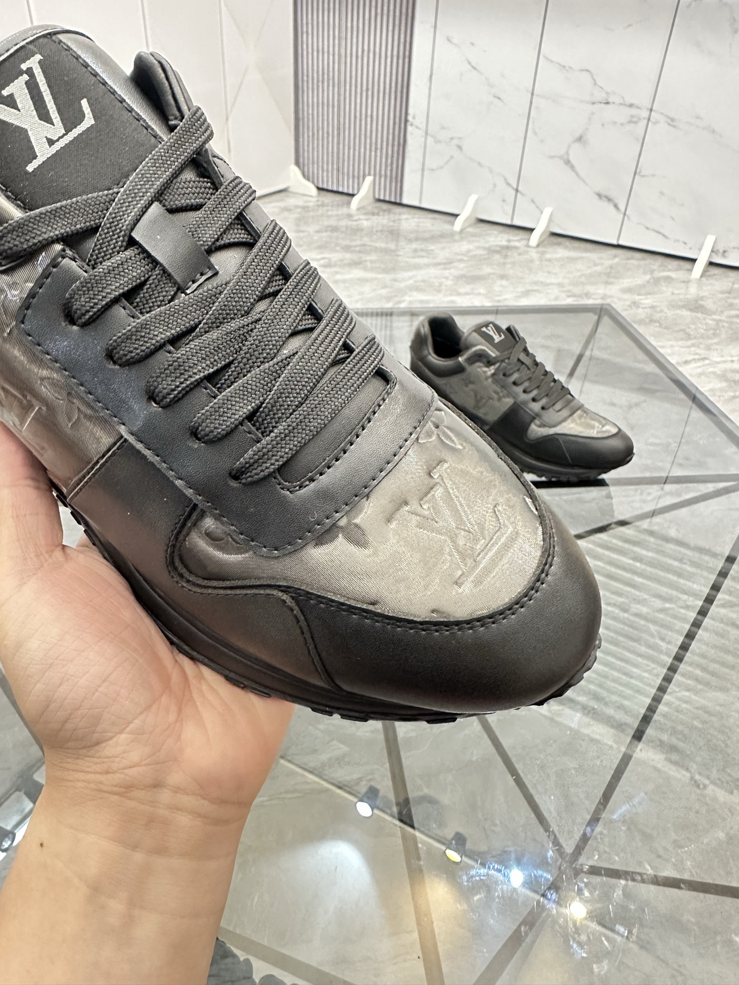 Louis Vuitton Men's Black Leather Low-Top Sneakers - Size 38-44 6 i1740371082030 944 0 5