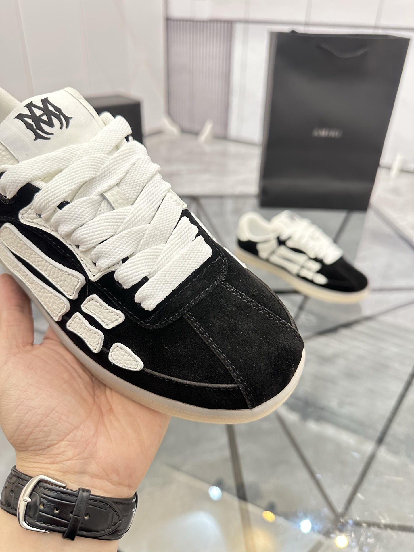 Precio de venta: P270 Guangzhou Top Quality [Marca: AMIRI* "Emil*] Low-top Casual Shoes Talla: 39-44