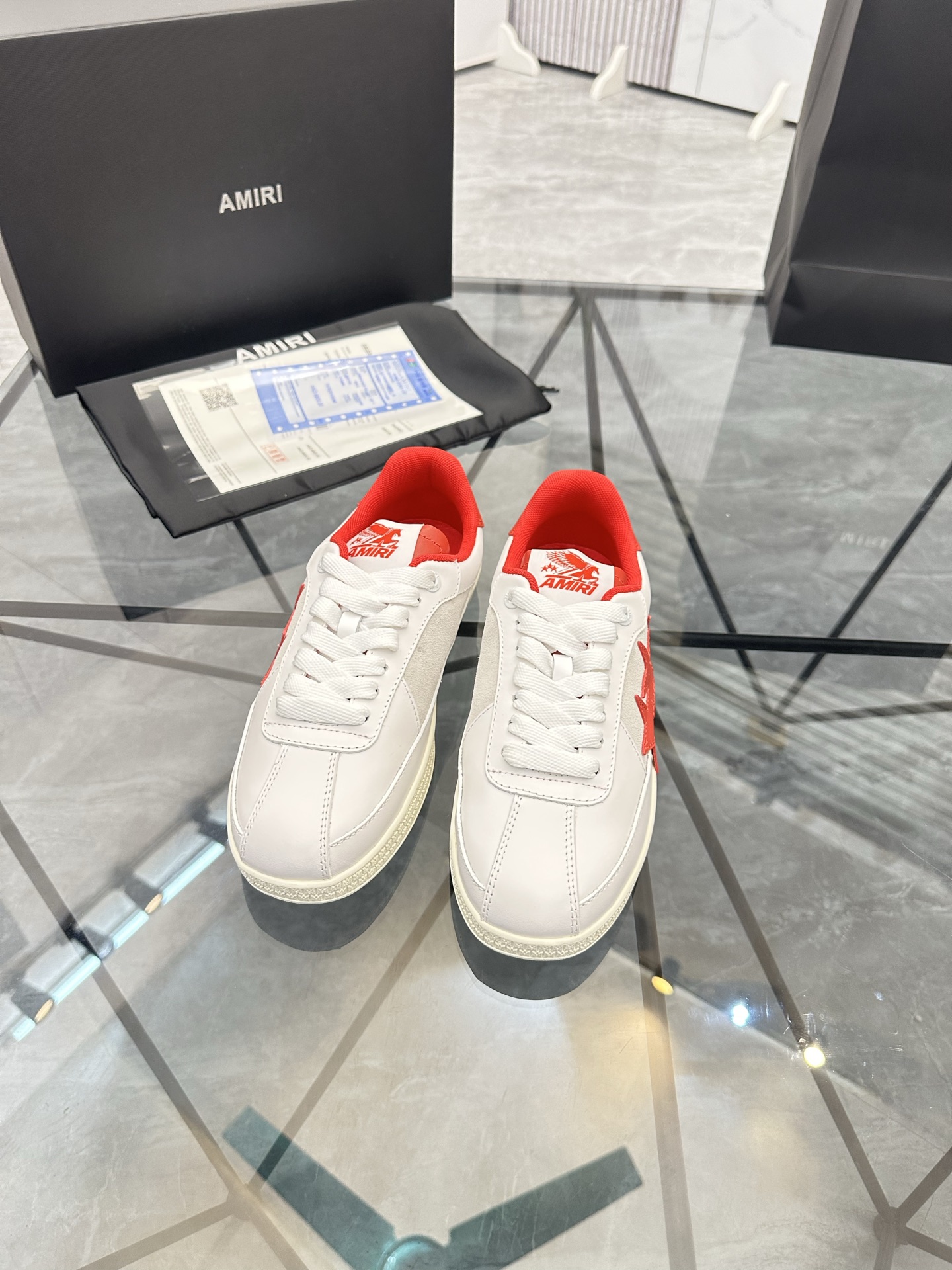 Precio de venta: P250 Guangzhou Top Quality [Marca: AMIRI* "Emil*] Low Top Casual Shoes Talla: 39-44
