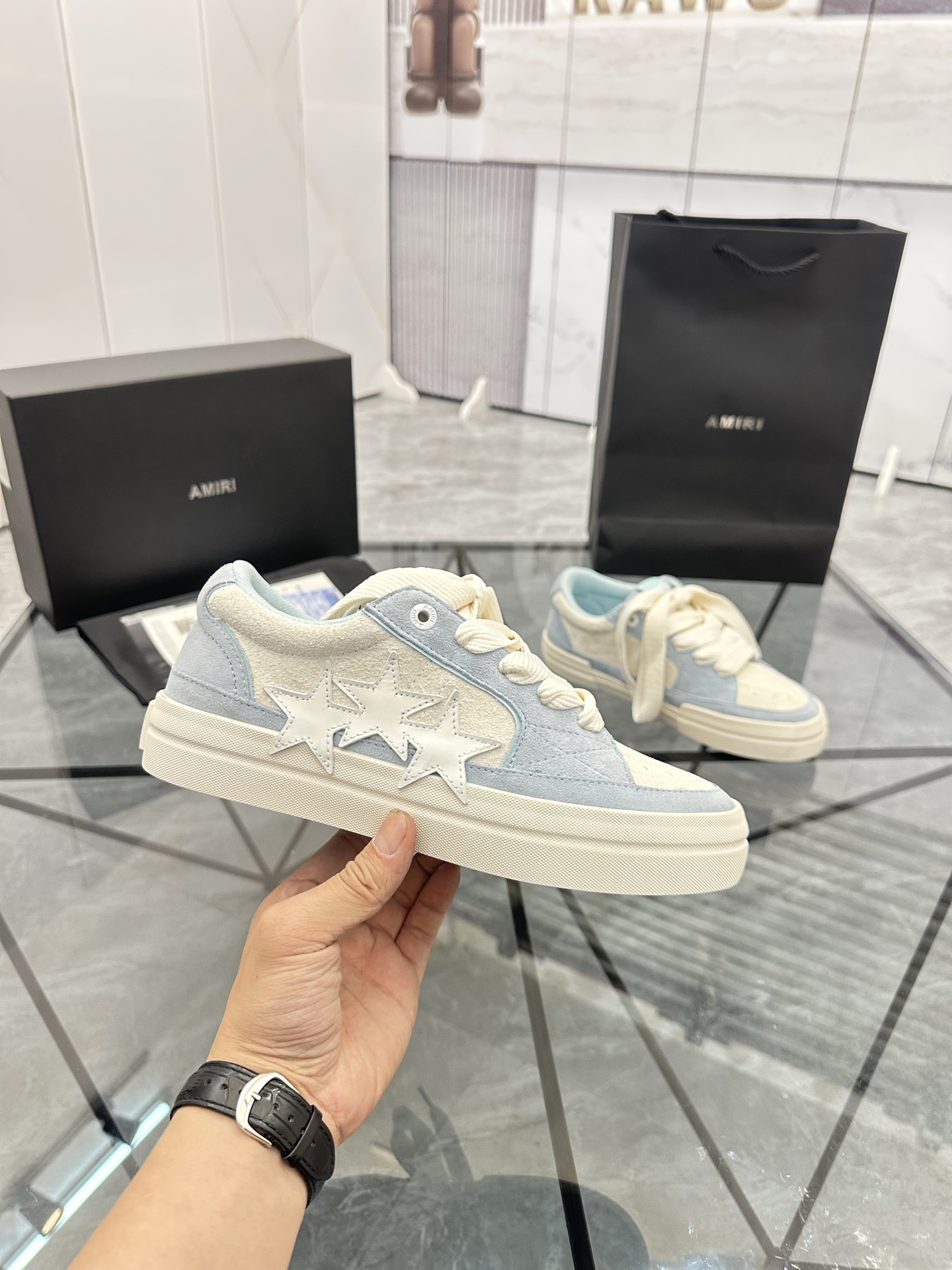 Precio de venta: P270 Guangzhou Top Quality [Marca: AMIRI* "Emil*] Low-top Casual Shoes Talla: 39-44