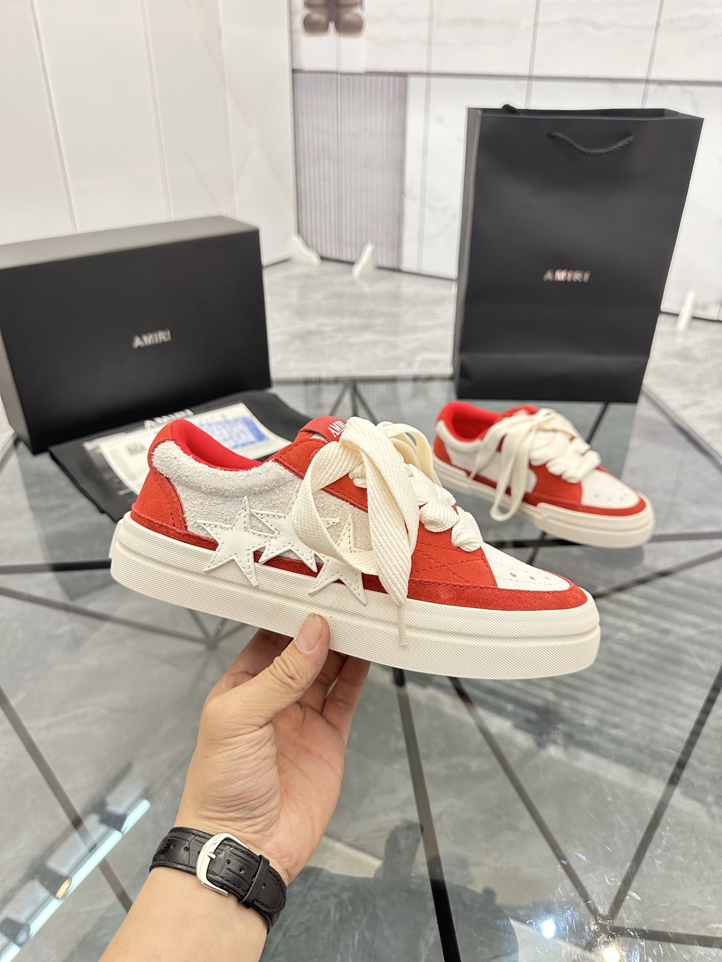 Precio de venta: P270 Guangzhou Top Quality [Marca: AMIRI* "Emil*] Low-top Casual Shoes Talla: 39-44