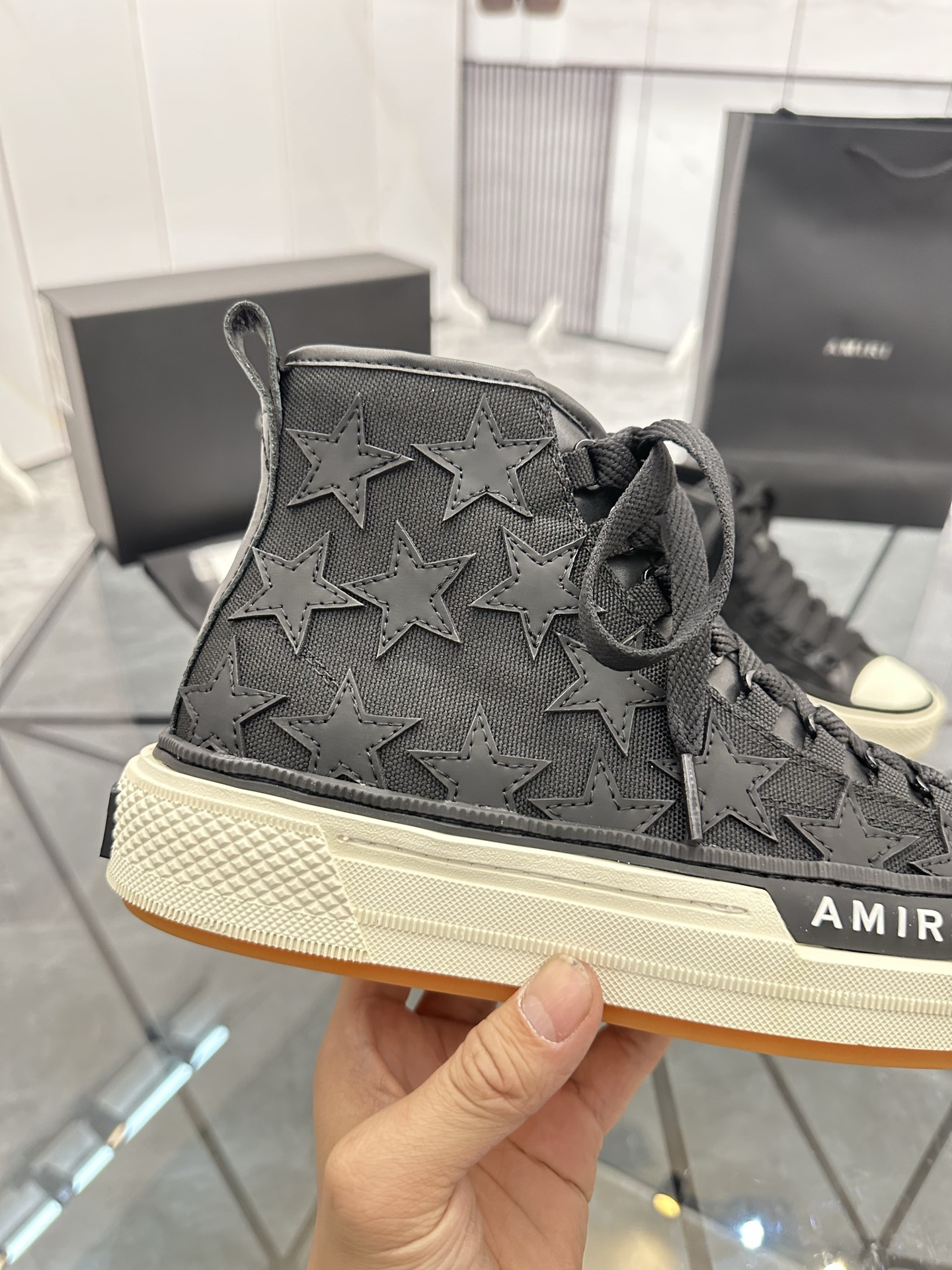 Precio de venta: P290 Guangzhou Top Quality [Marca: AMIRI* "Emil*] High-top Casual Shoes Talla: 39-4