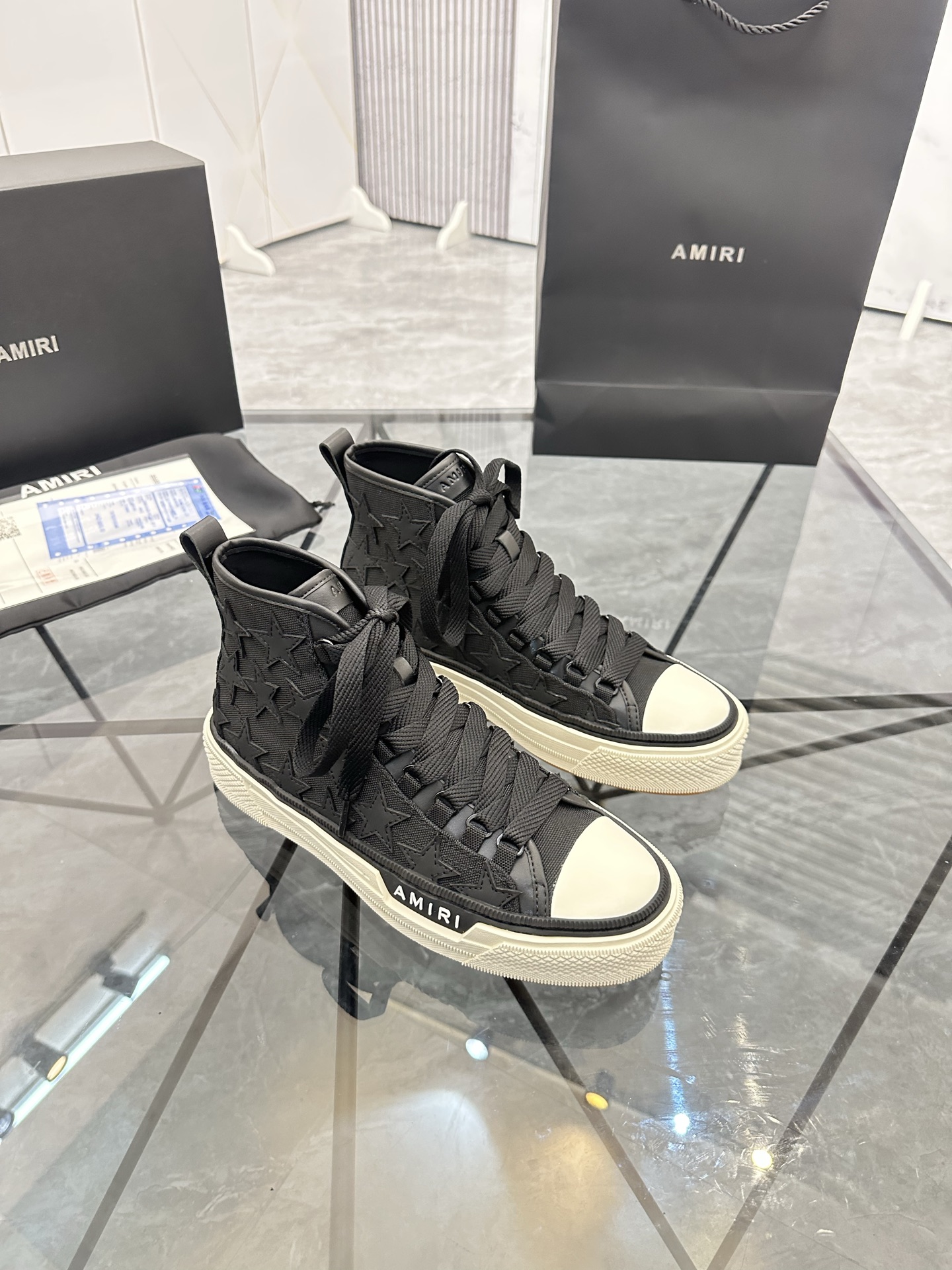 Precio de venta: P290 Guangzhou Top Quality [Marca: AMIRI* "Emil*] High-top Casual Shoes Talla: 39-4