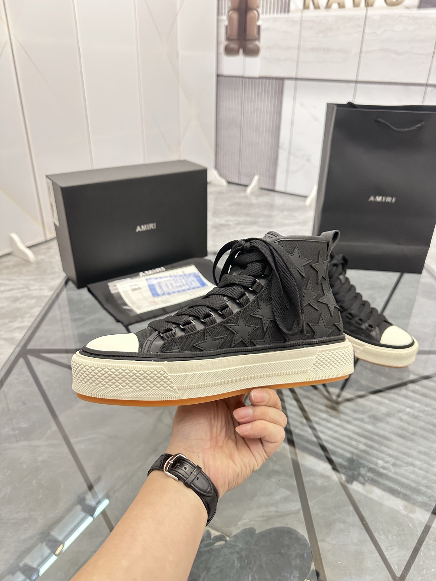 Precio de venta: P290 Guangzhou Top Quality [Marca: AMIRI* "Emil*] High-top Casual Shoes Talla: 39-4