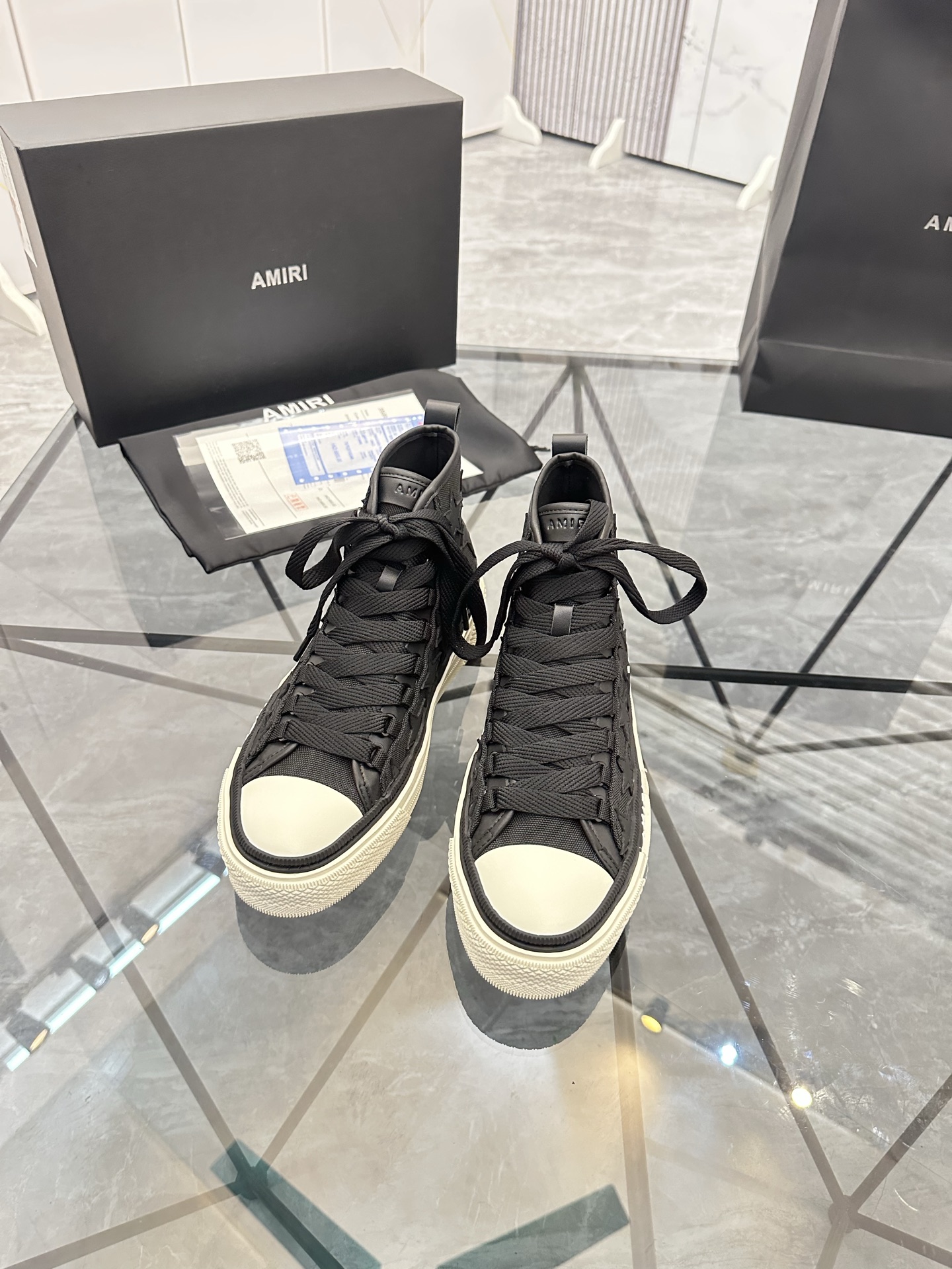 Precio de venta: P290 Guangzhou Top Quality [Marca: AMIRI* "Emil*] High-top Casual Shoes Talla: 39-4