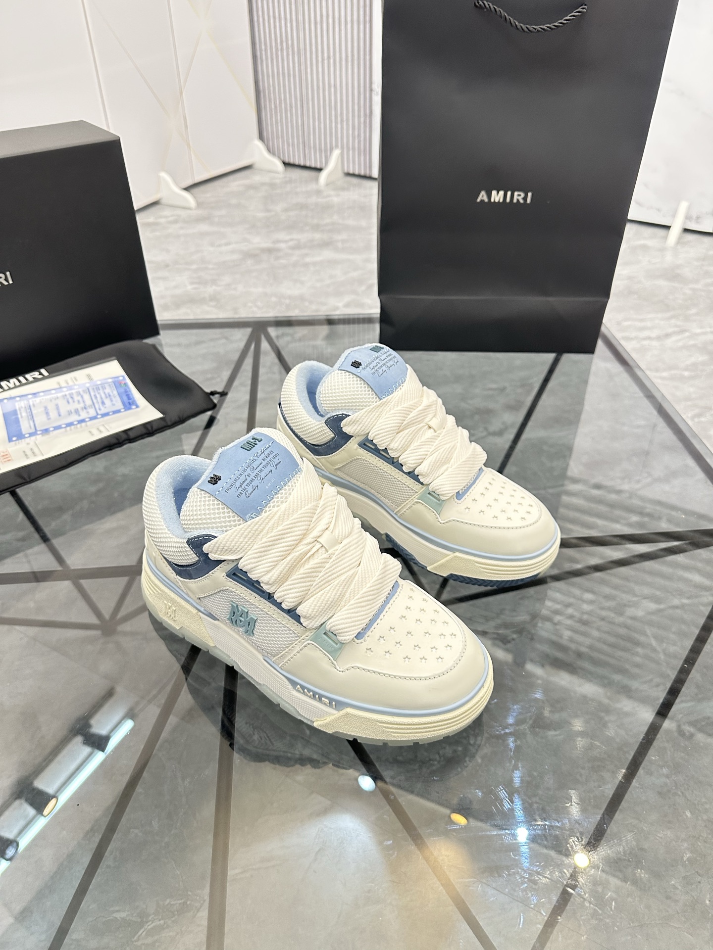 Precio de venta: P330 Guangzhou Top Quality [Marca: AMIRI* "Emile*"] Low-top Casual Shoes Talla: 39-