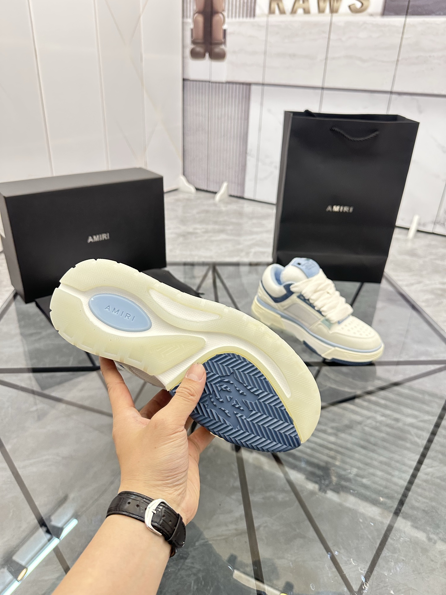 Precio de venta: P330 Guangzhou Top Quality [Marca: AMIRI* "Emile*"] Low-top Casual Shoes Talla: 39-