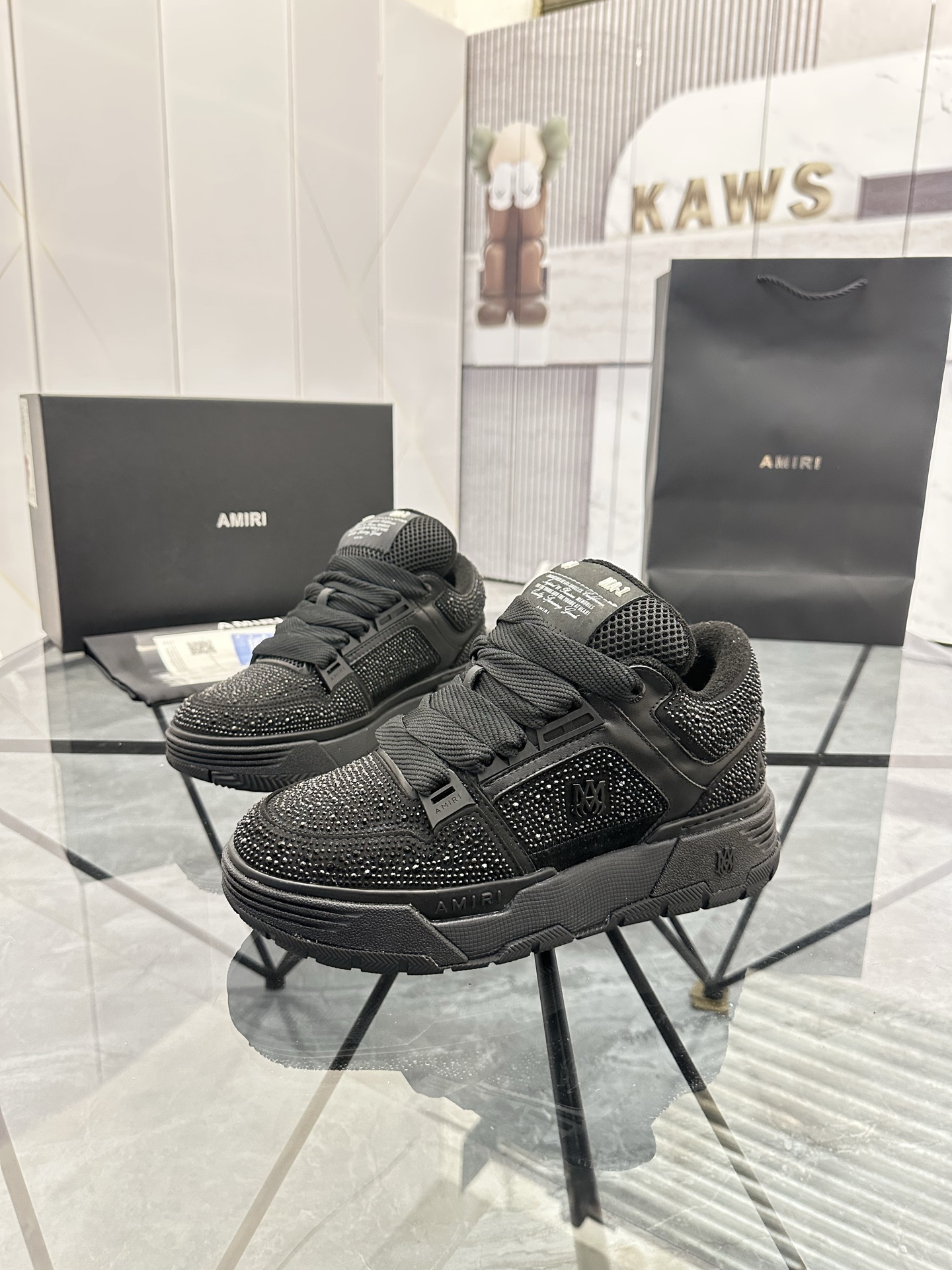 Precio de venta: P350 Guangzhou Top Quality [Marca: AMIRI* "Emil*"] Low-top Casual Shoes Talla: 39-4